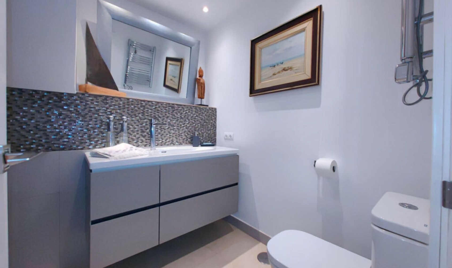 Resale - Apartment -
Estepona