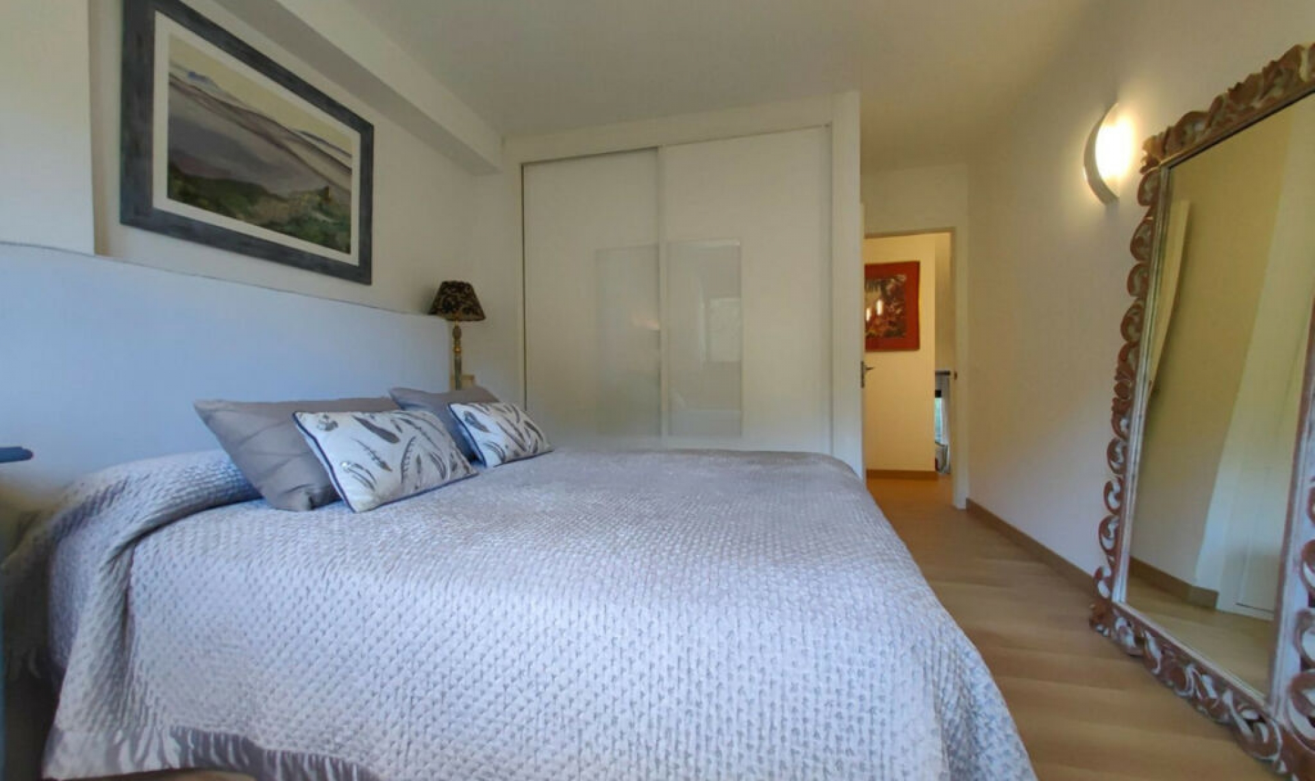 Resale - Apartment -
Estepona