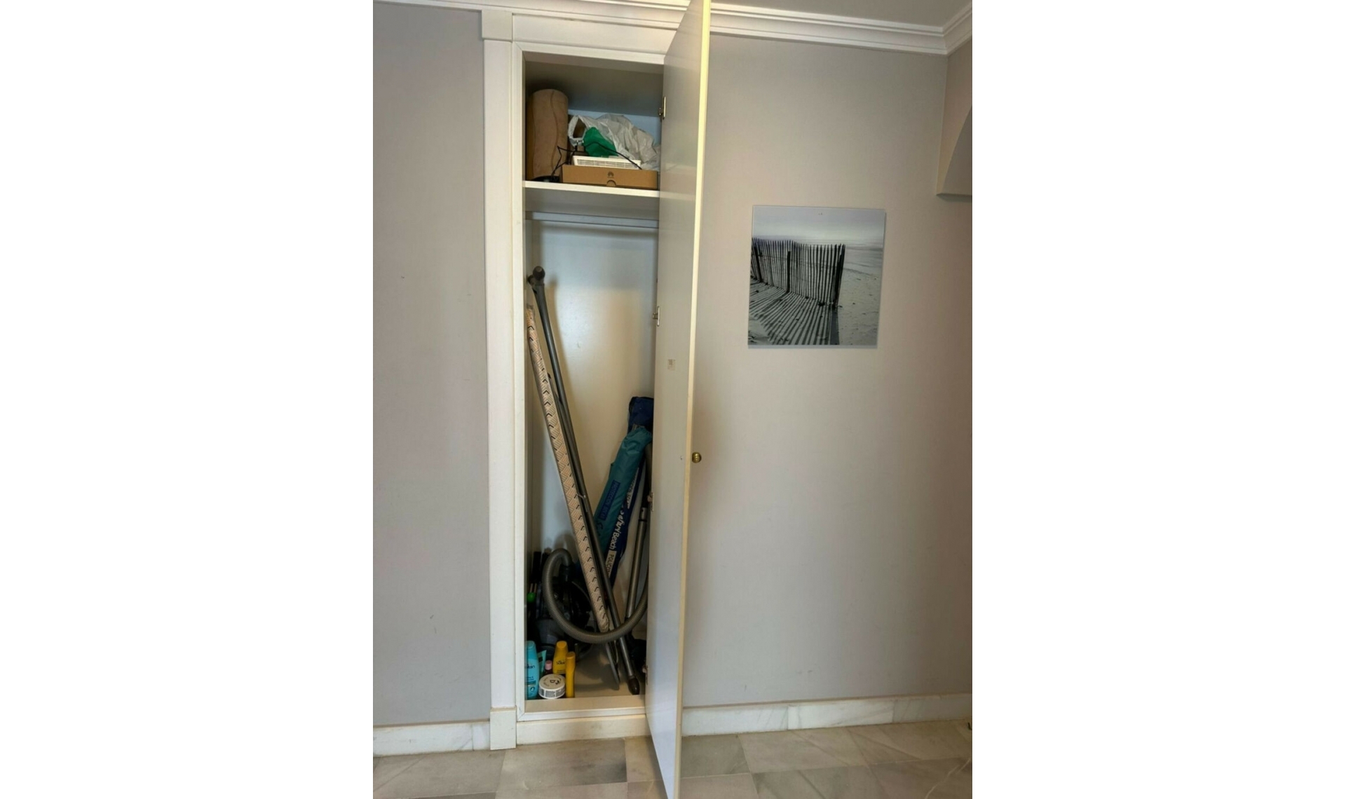 Resale - Apartment -
Estepona