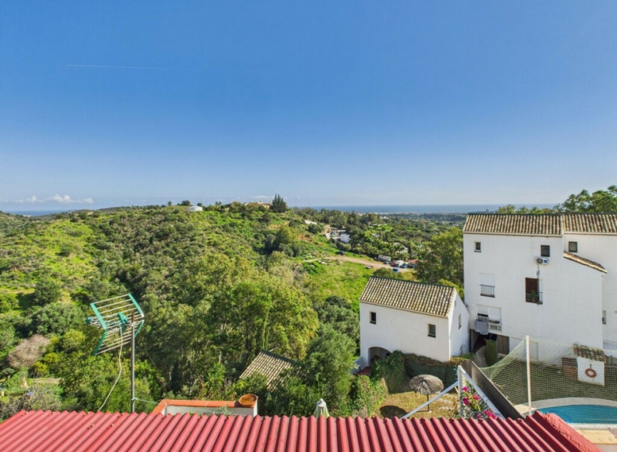 Resale - Apartment -
Estepona