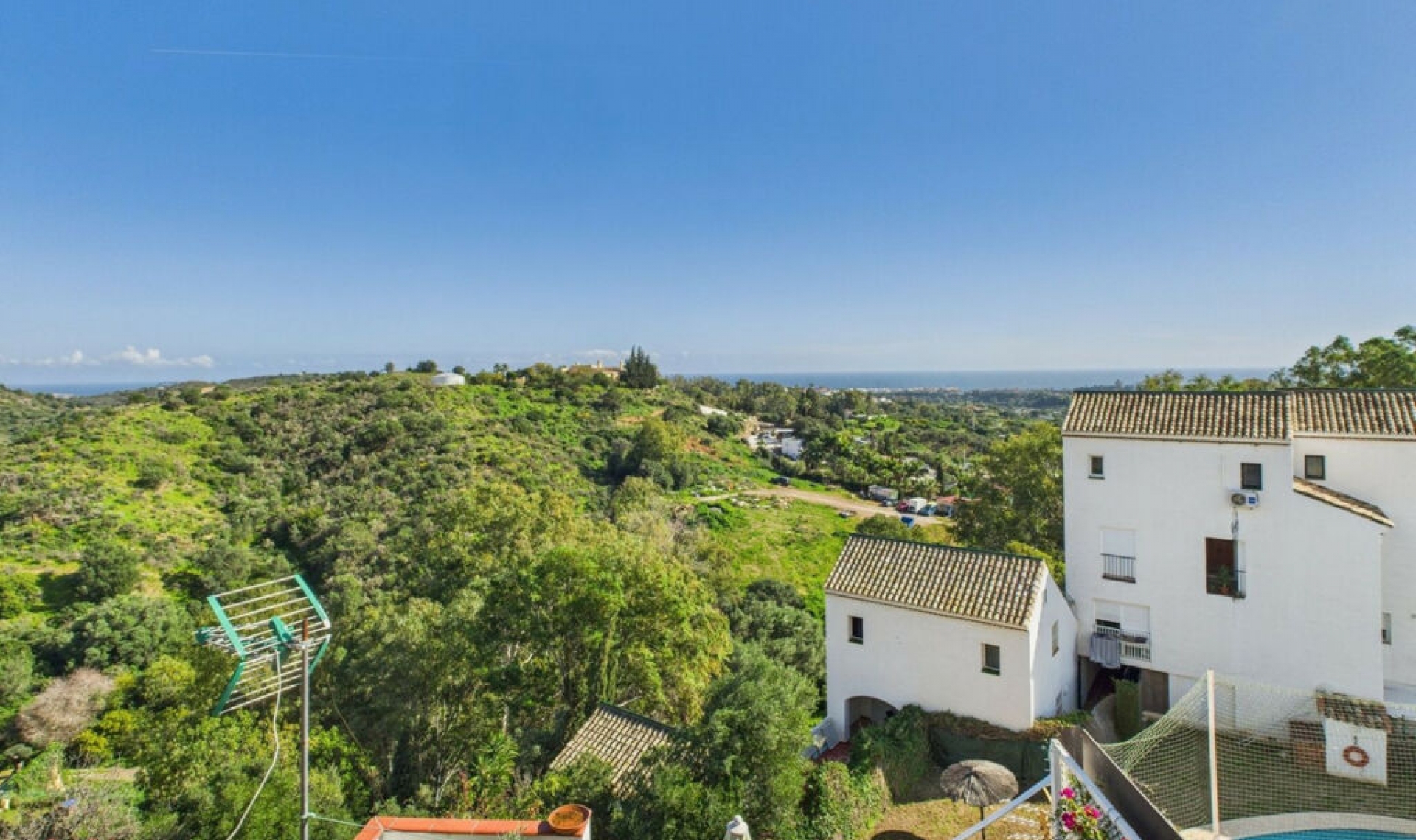 Resale - Apartment -
Estepona