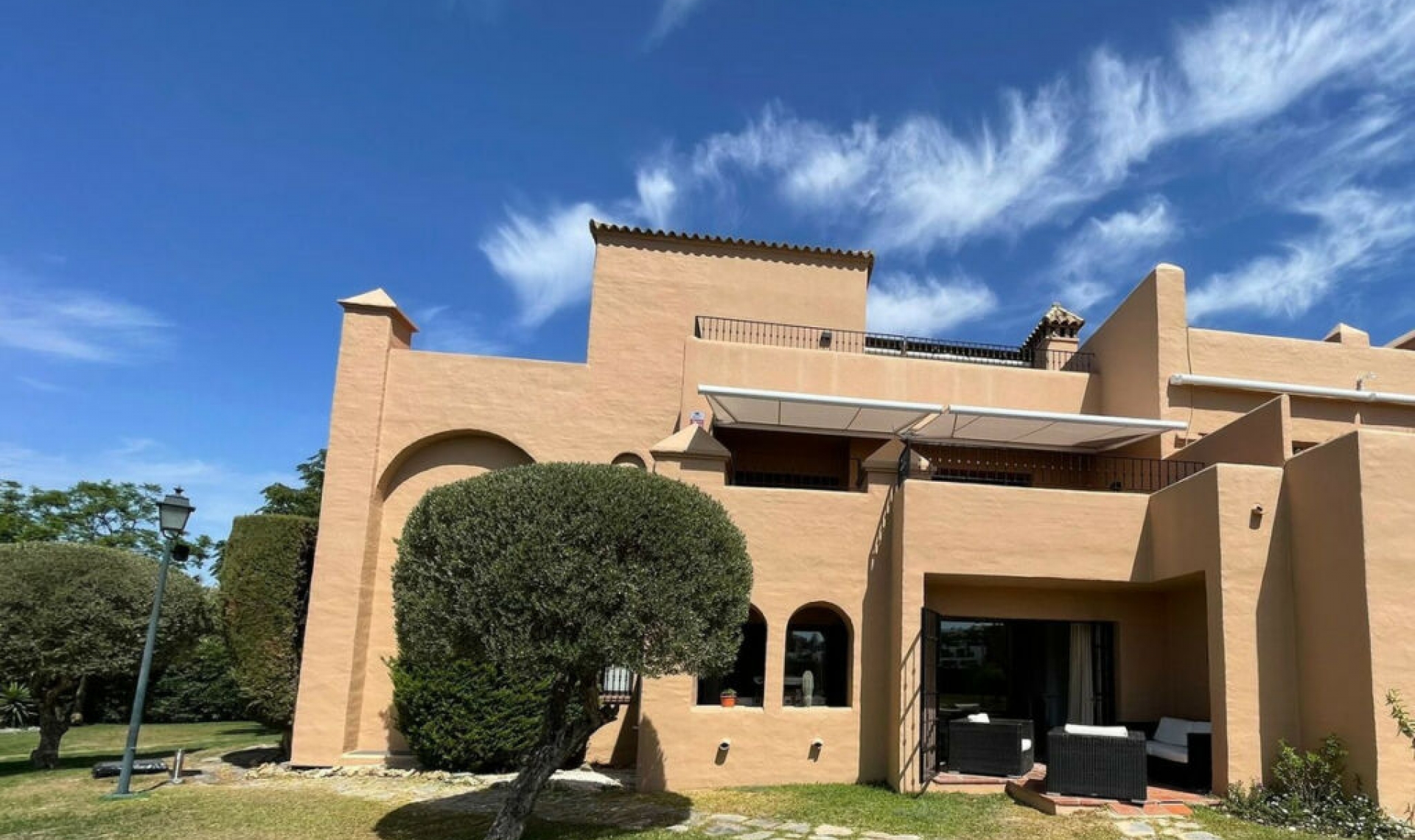 Resale - Apartment -
Estepona
