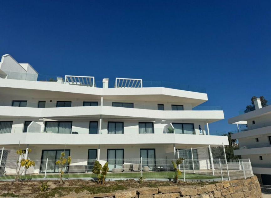 Resale - Apartment -
Estepona