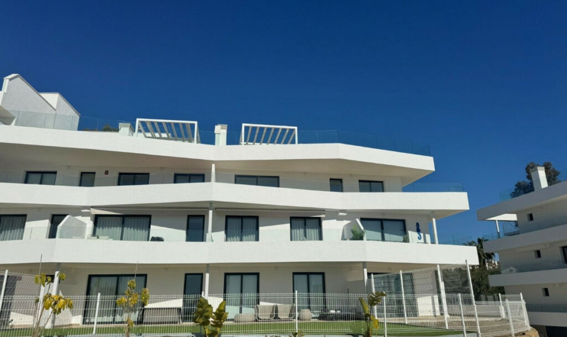 Resale - Apartment -
Estepona