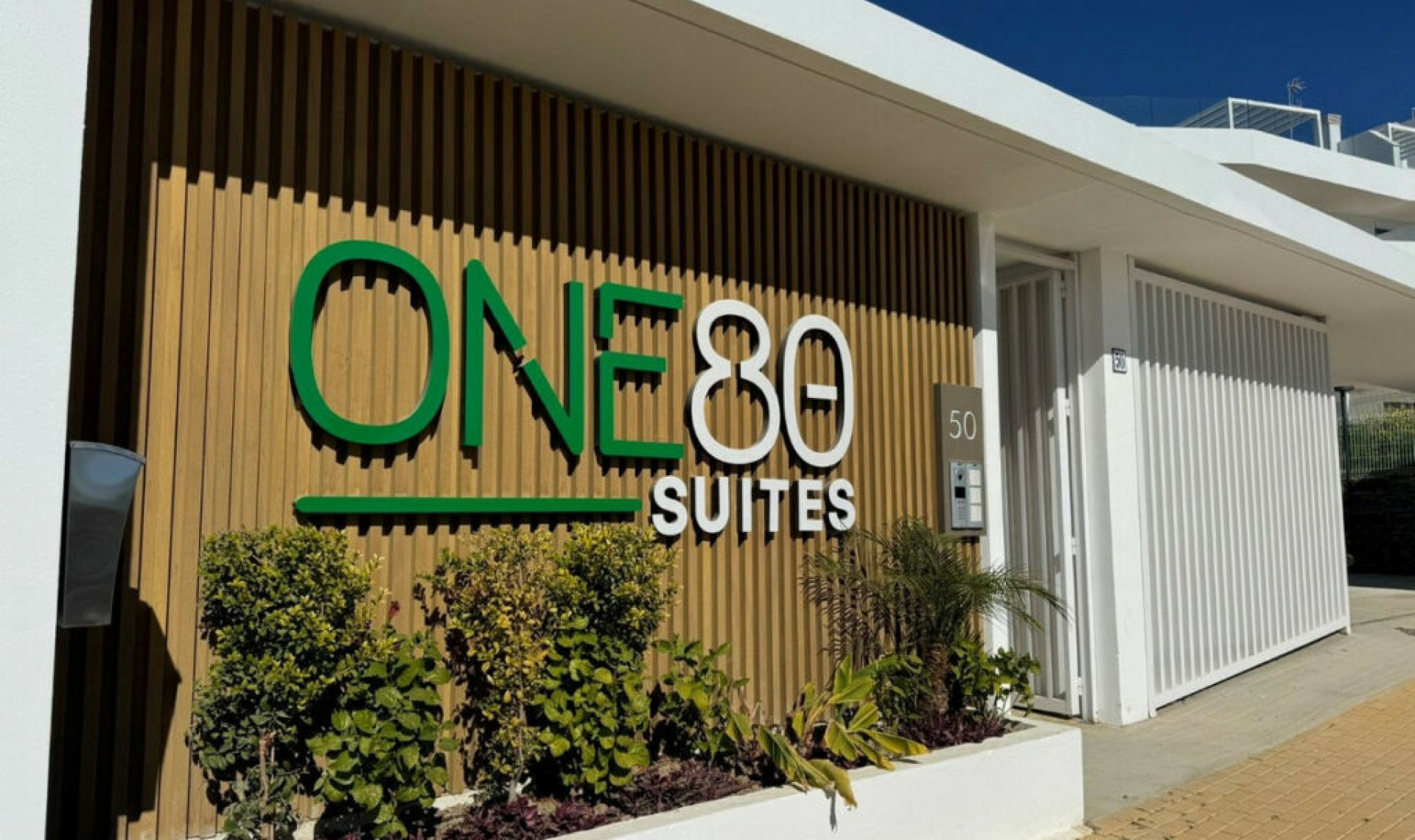Resale - Apartment -
Estepona