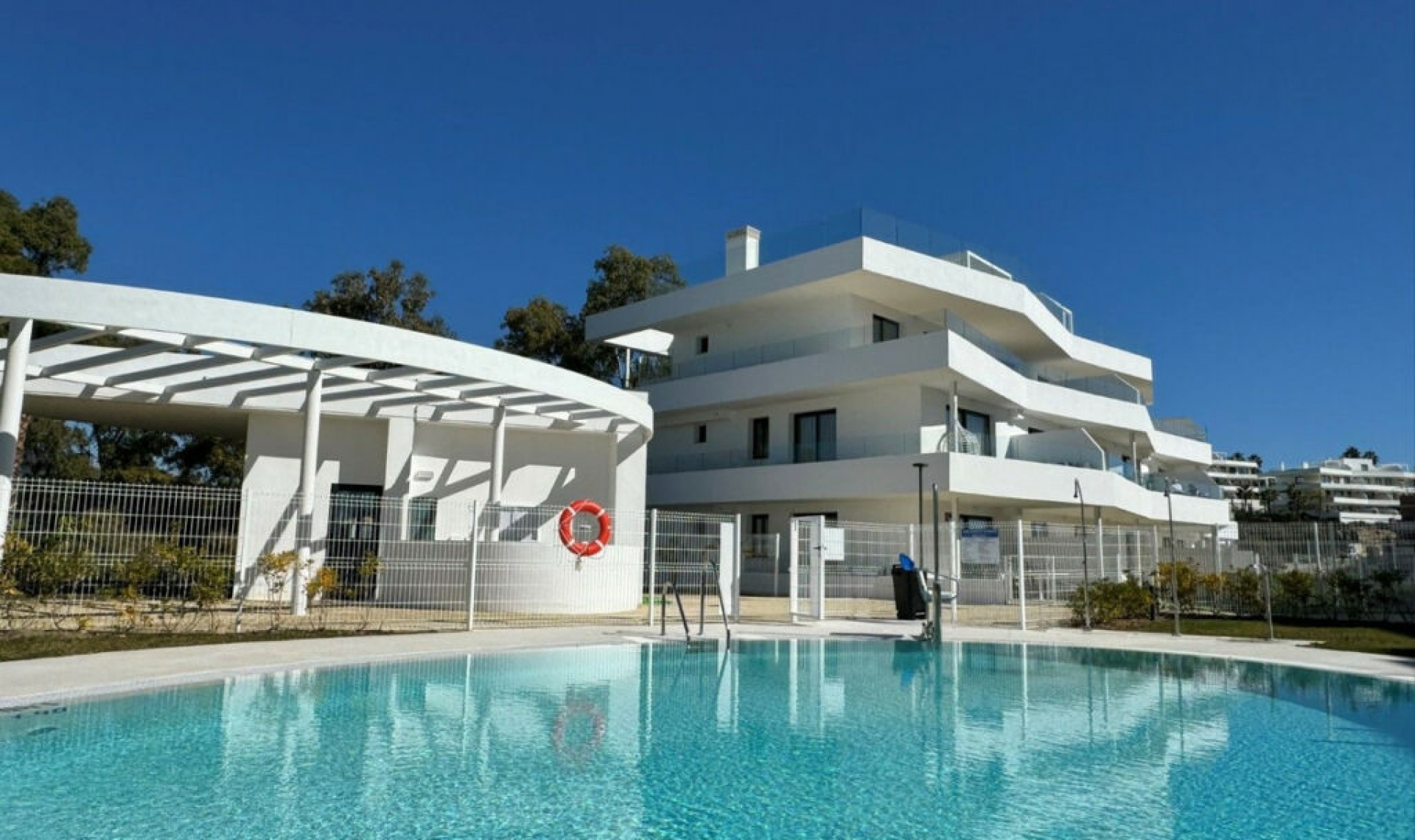 Resale - Apartment -
Estepona
