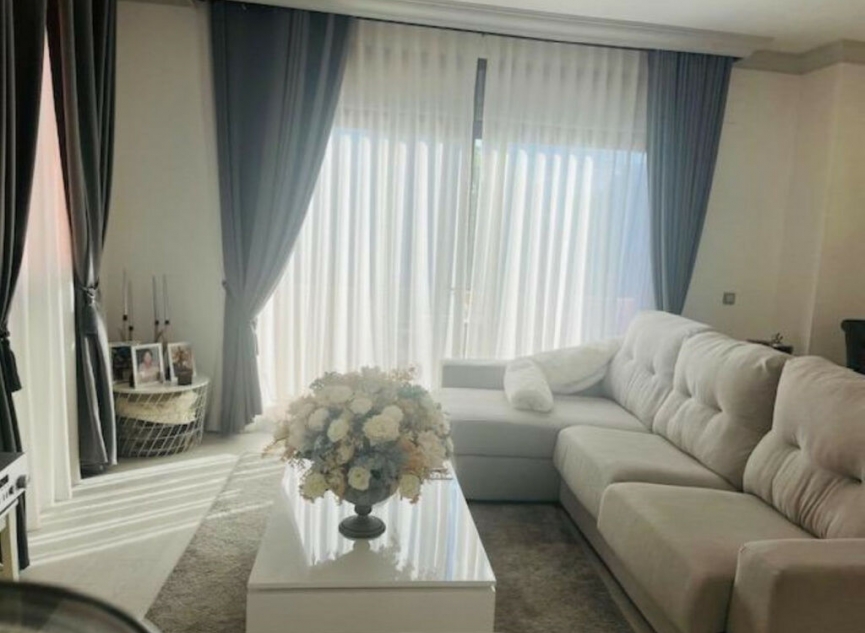 Resale - Apartment -
Estepona