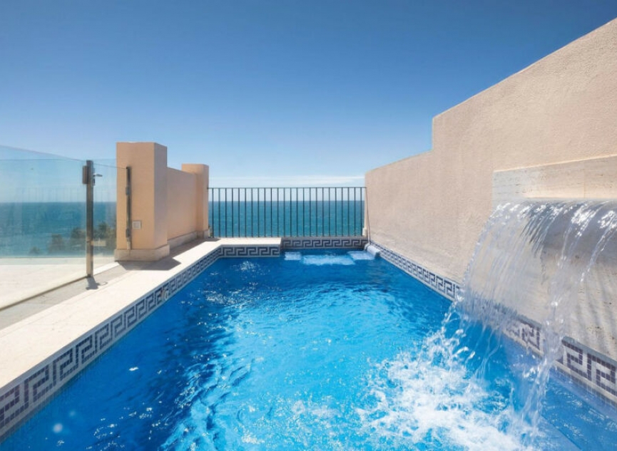 Resale - Apartment -
Estepona