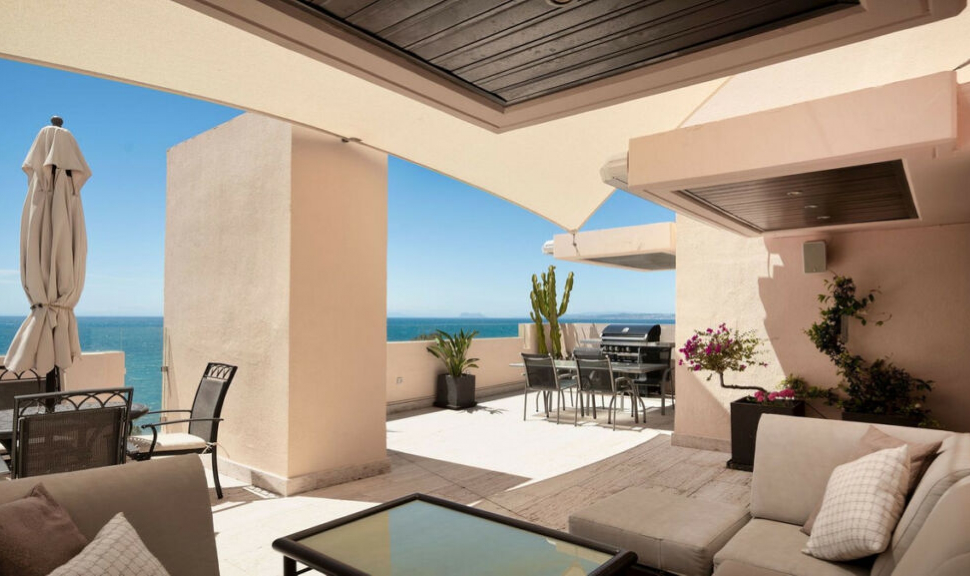 Resale - Apartment -
Estepona