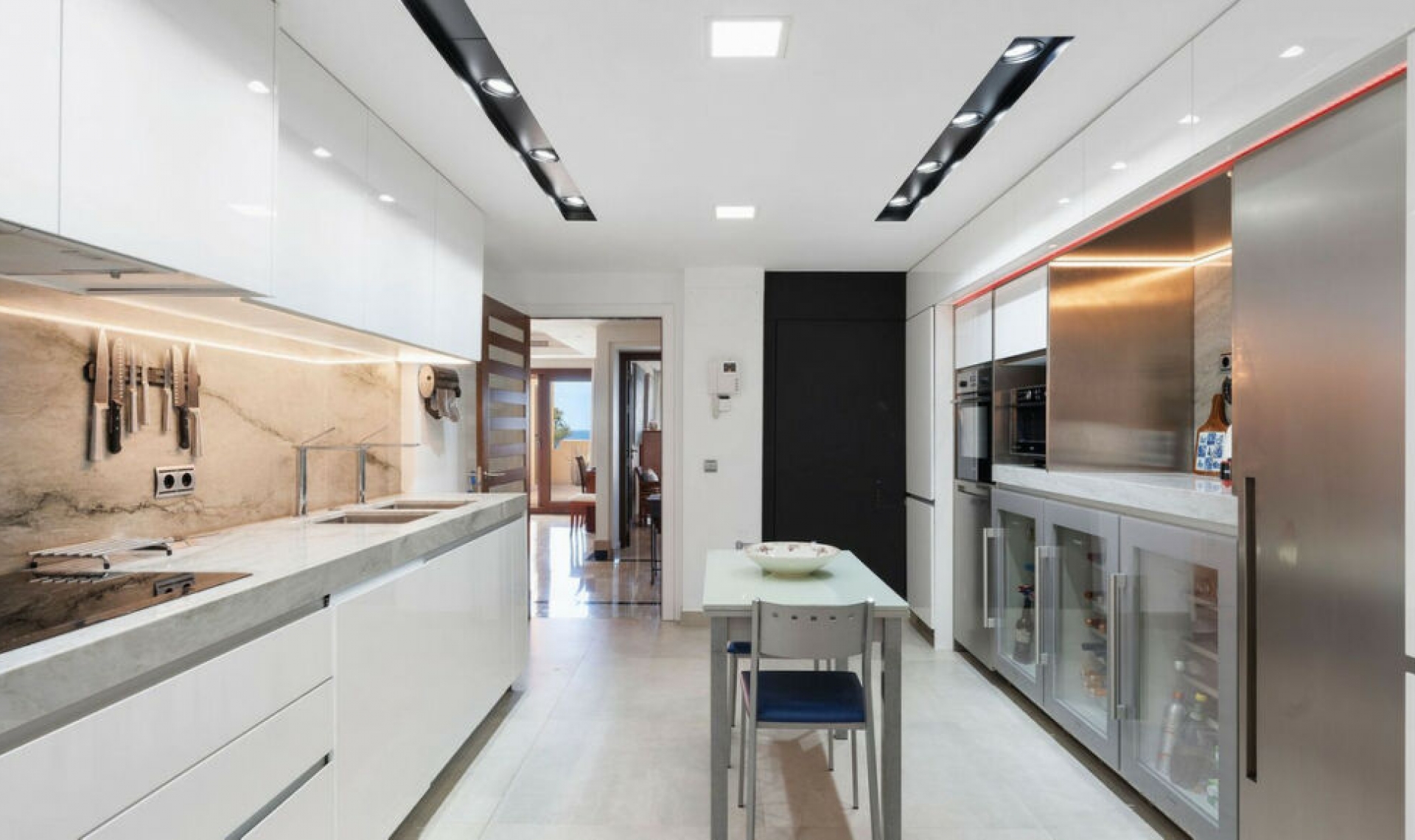 Resale - Apartment -
Estepona