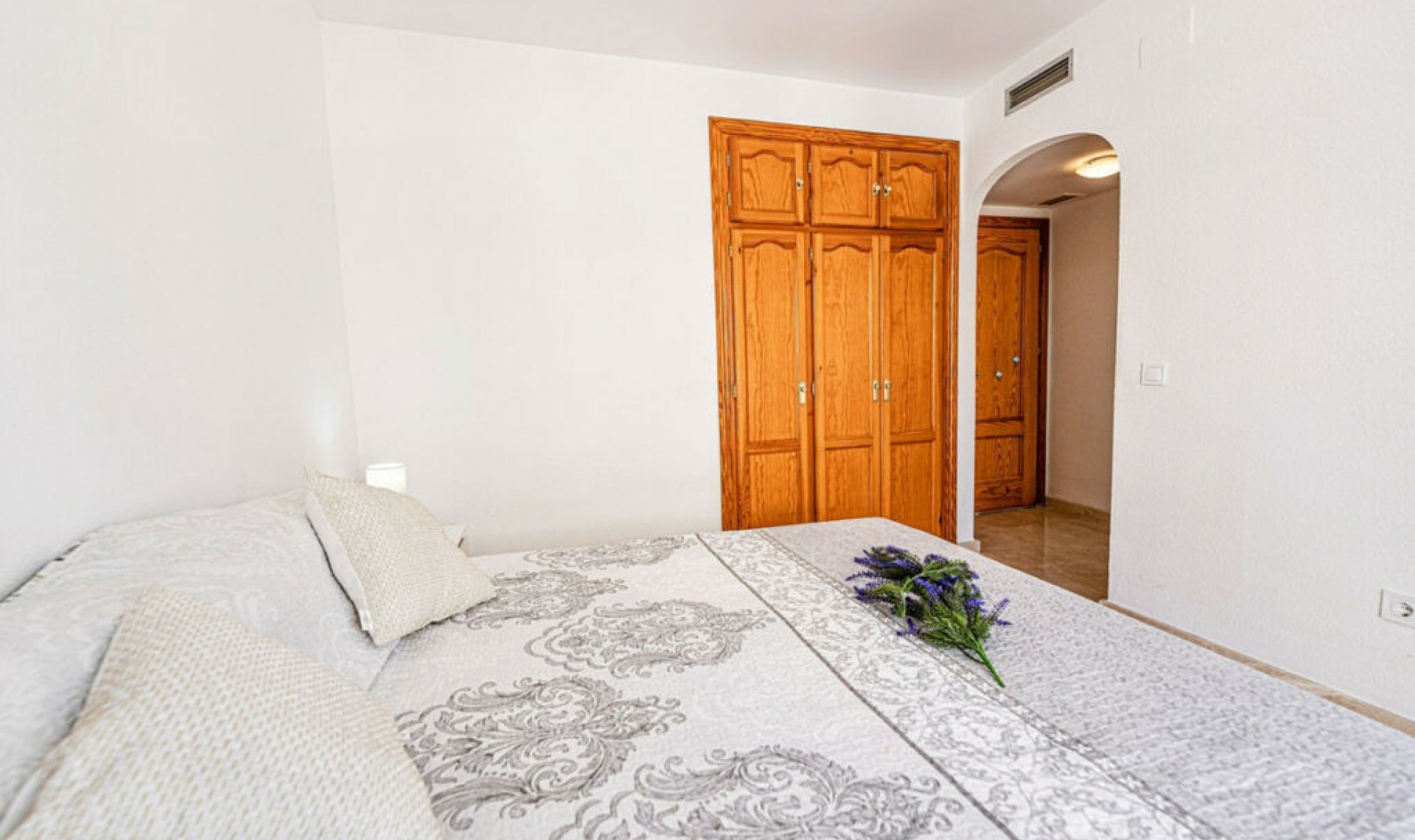 Resale - Apartment -
Estepona