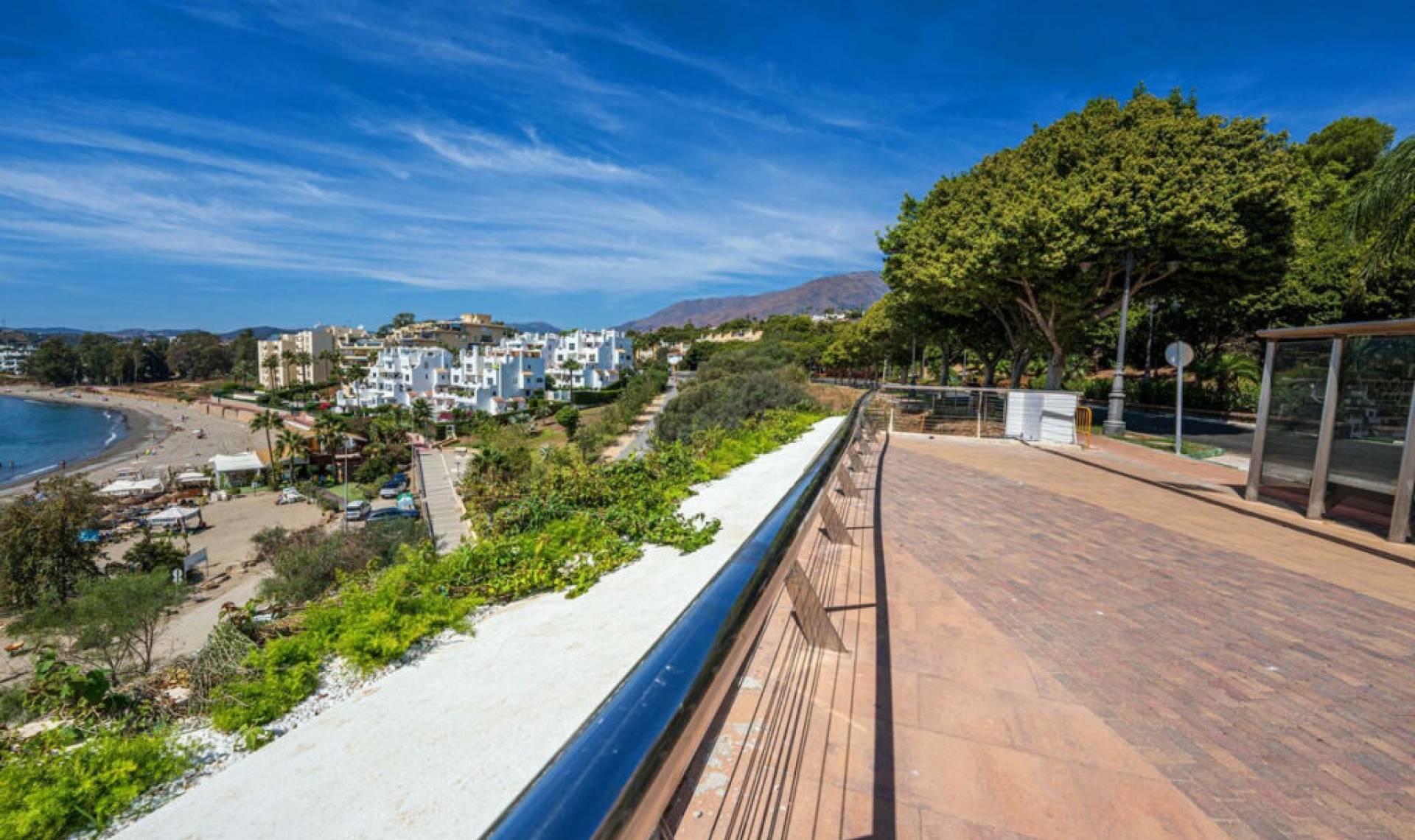 Resale - Apartment -
Estepona