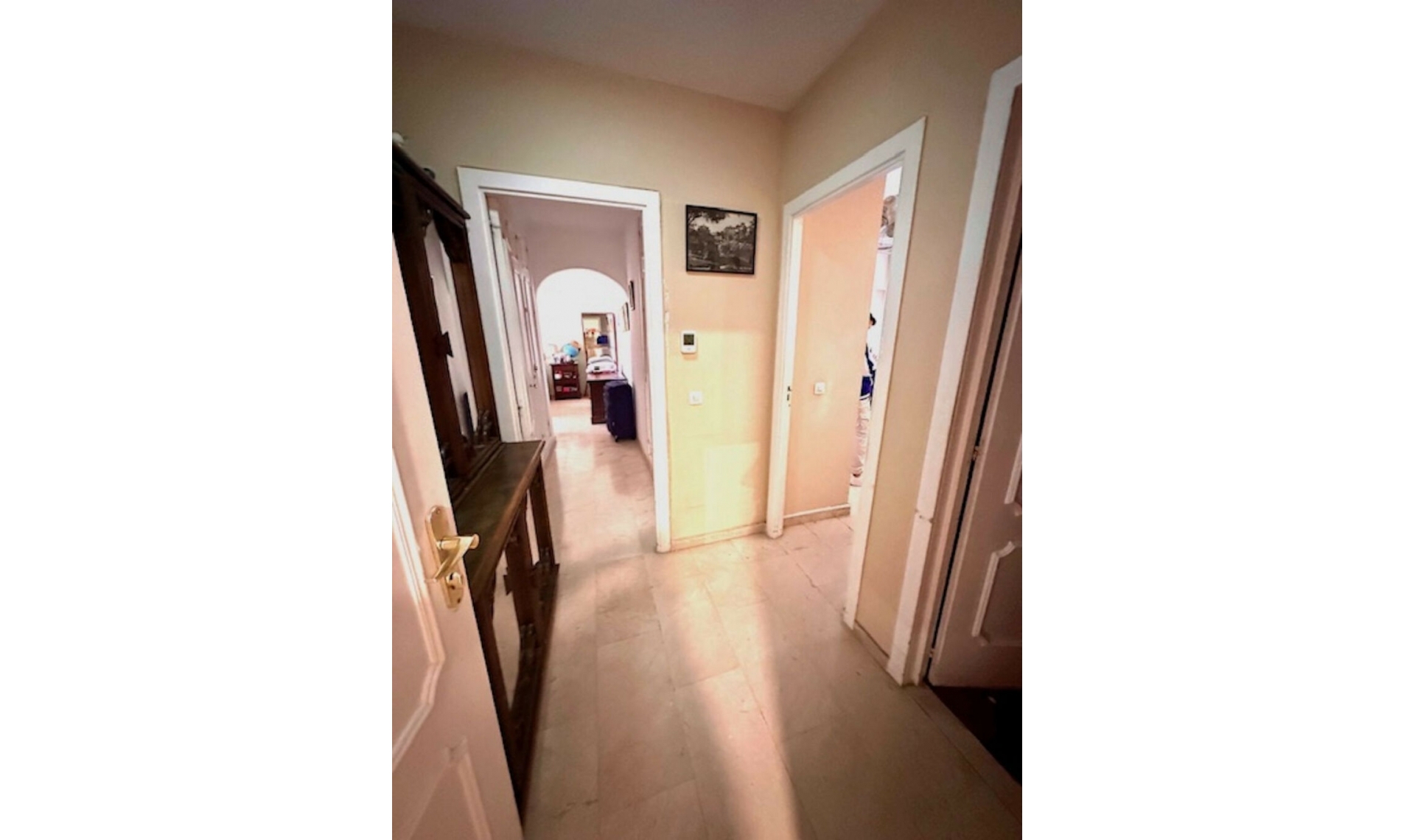 Resale - Apartment -
Estepona