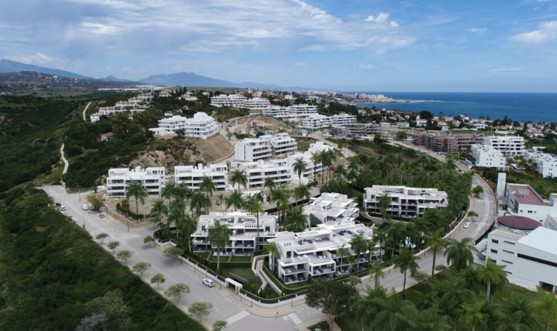 Resale - Apartment -
Estepona