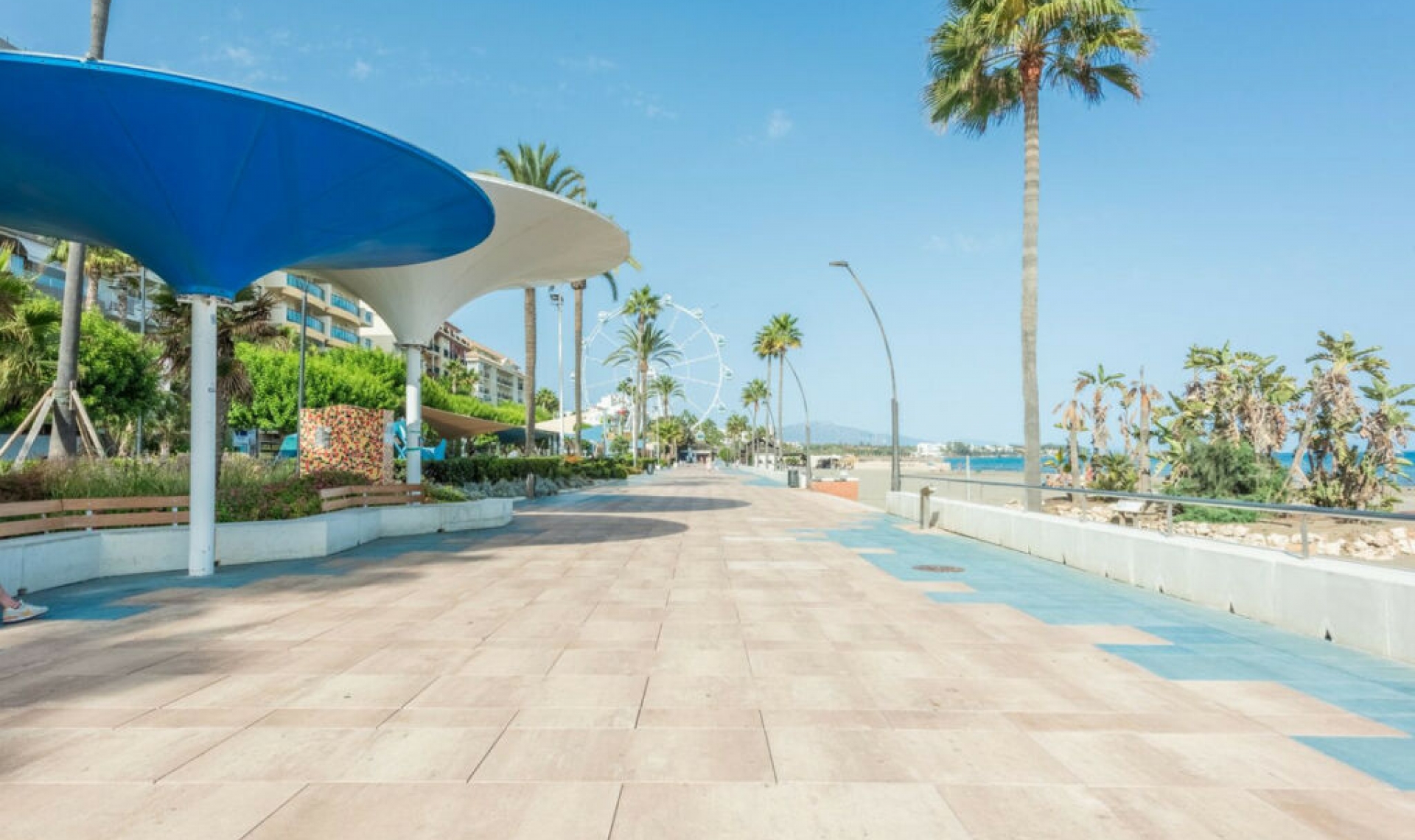 Resale - Apartment -
Estepona