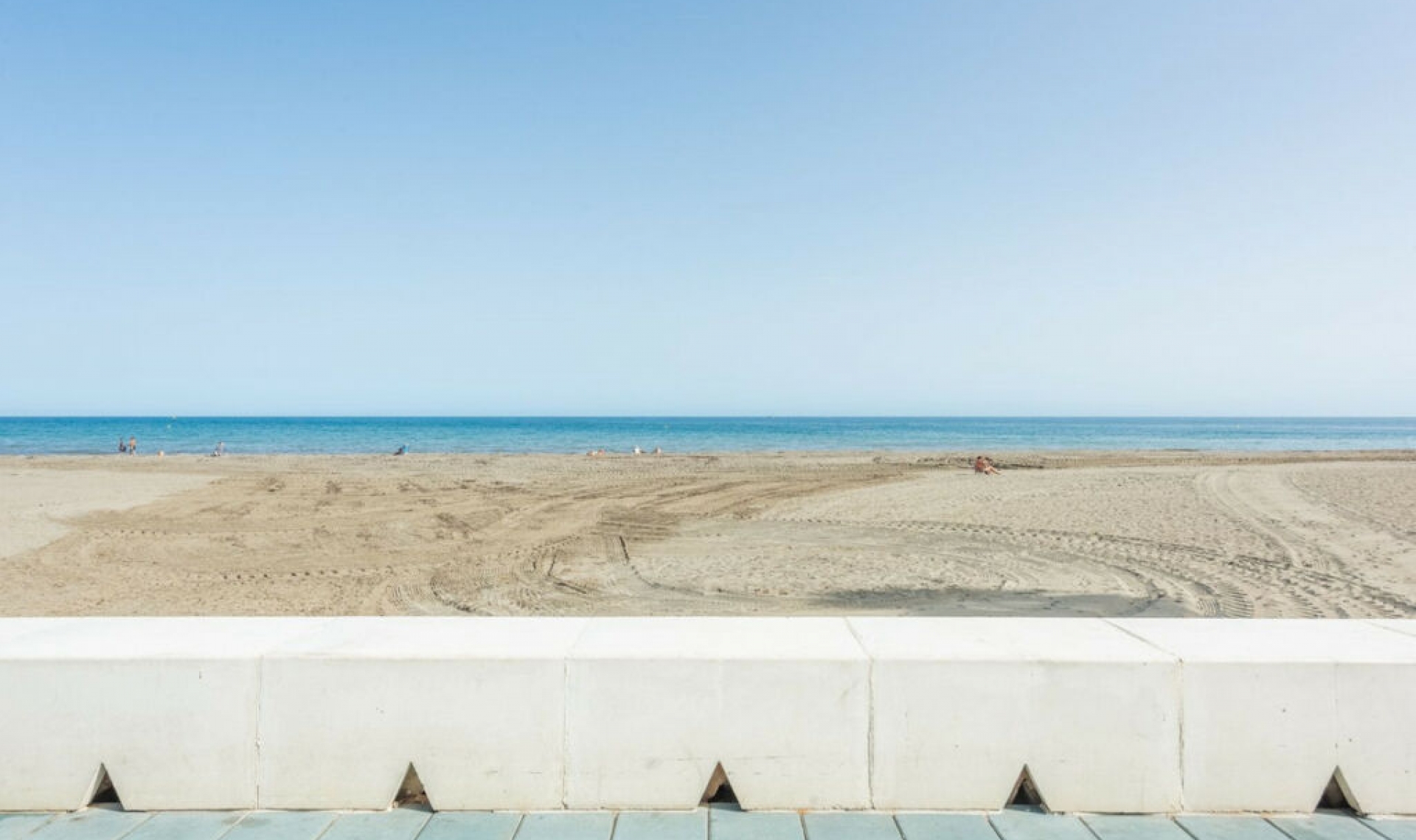 Resale - Apartment -
Estepona