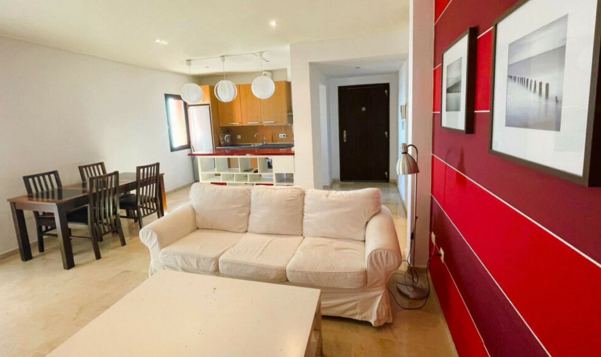 Resale - Apartment -
Estepona