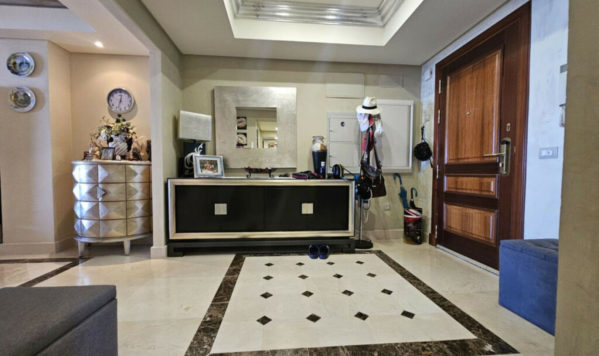 Resale - Apartment -
Estepona