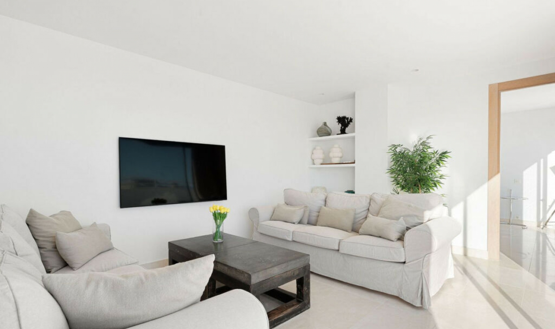 Resale - Apartment -
Estepona