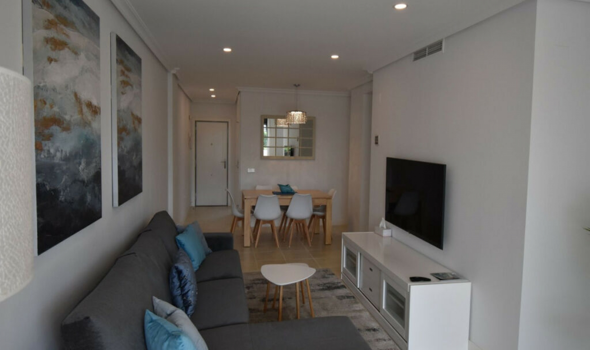 Resale - Apartment -
Estepona