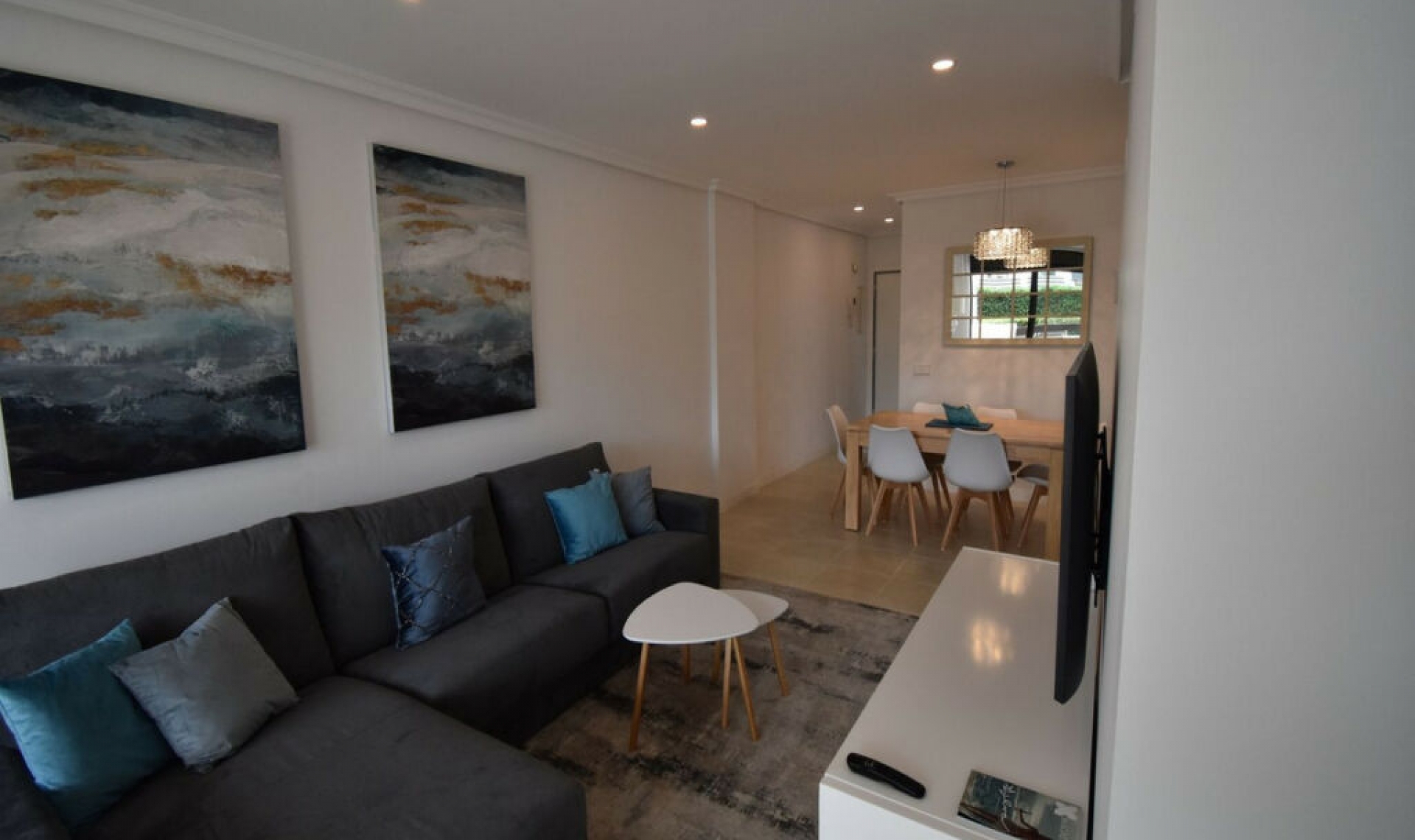 Resale - Apartment -
Estepona