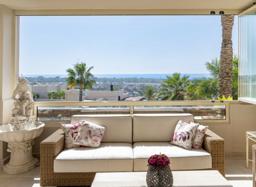 Resale - Apartment -
Estepona