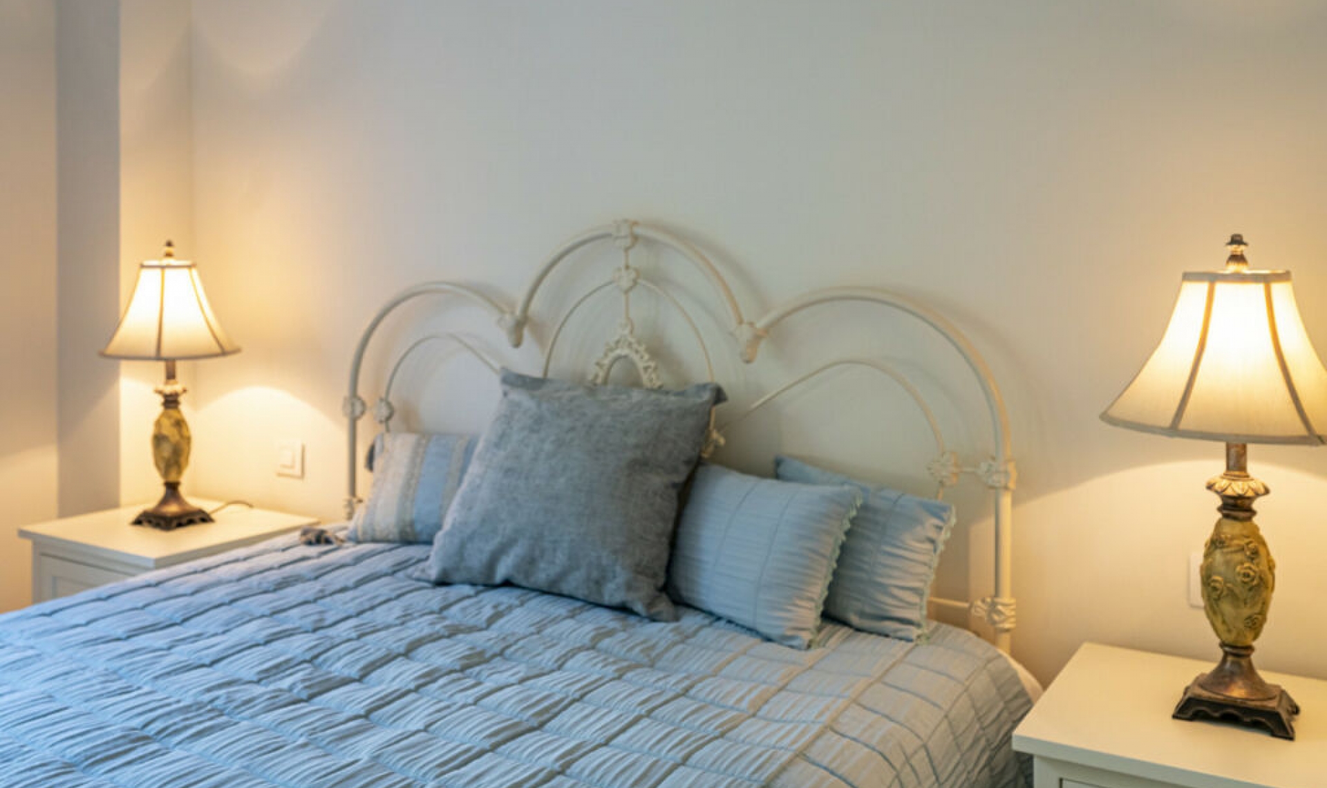 Resale - Apartment -
Estepona