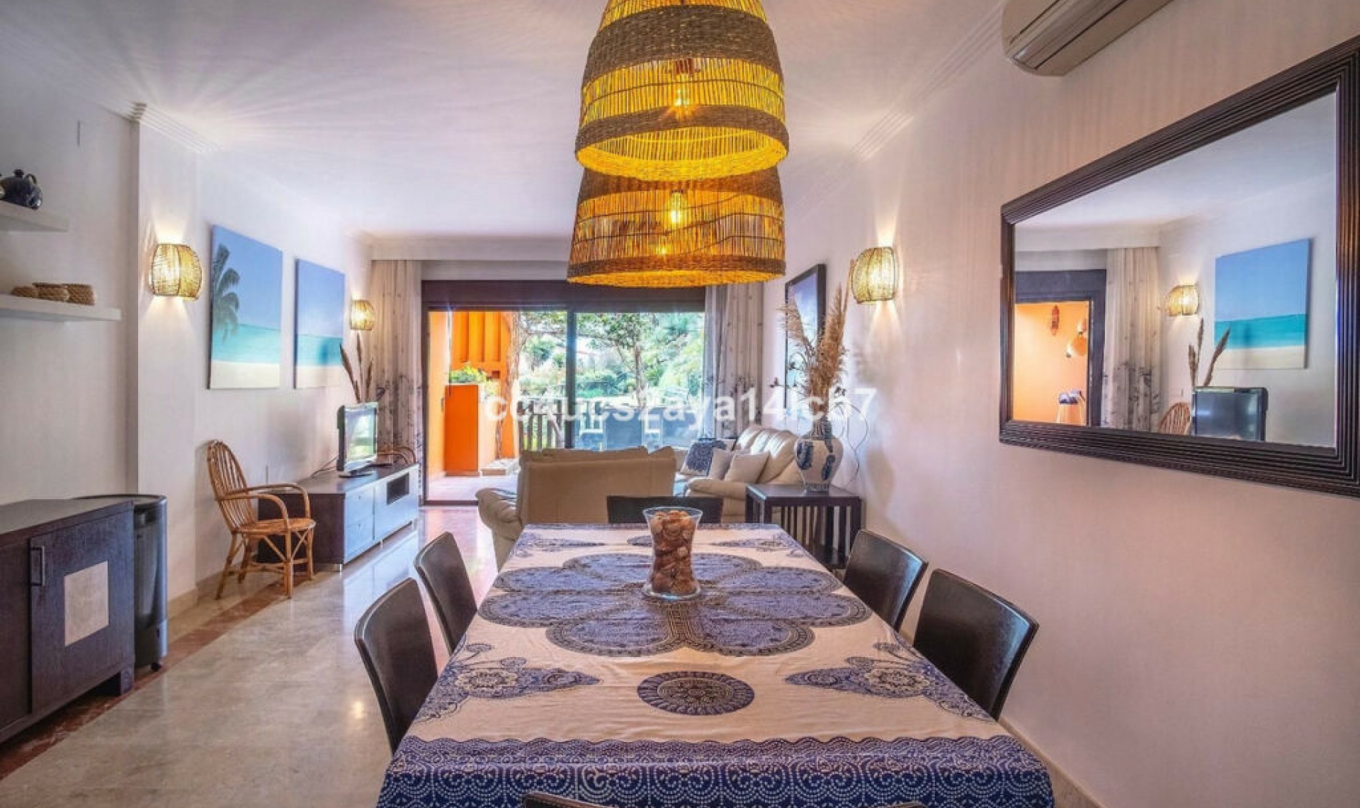 Resale - Apartment -
Estepona
