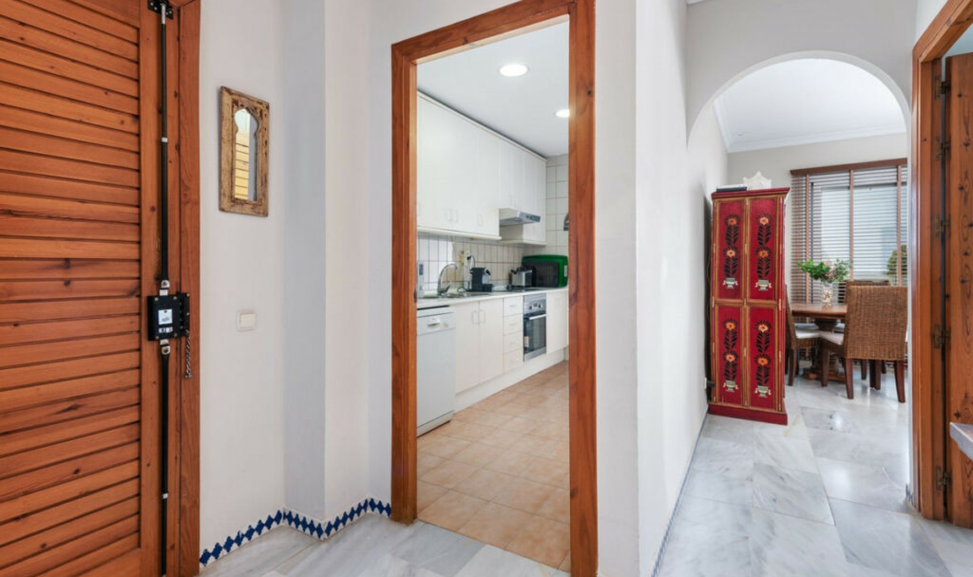 Resale - Apartment -
Estepona