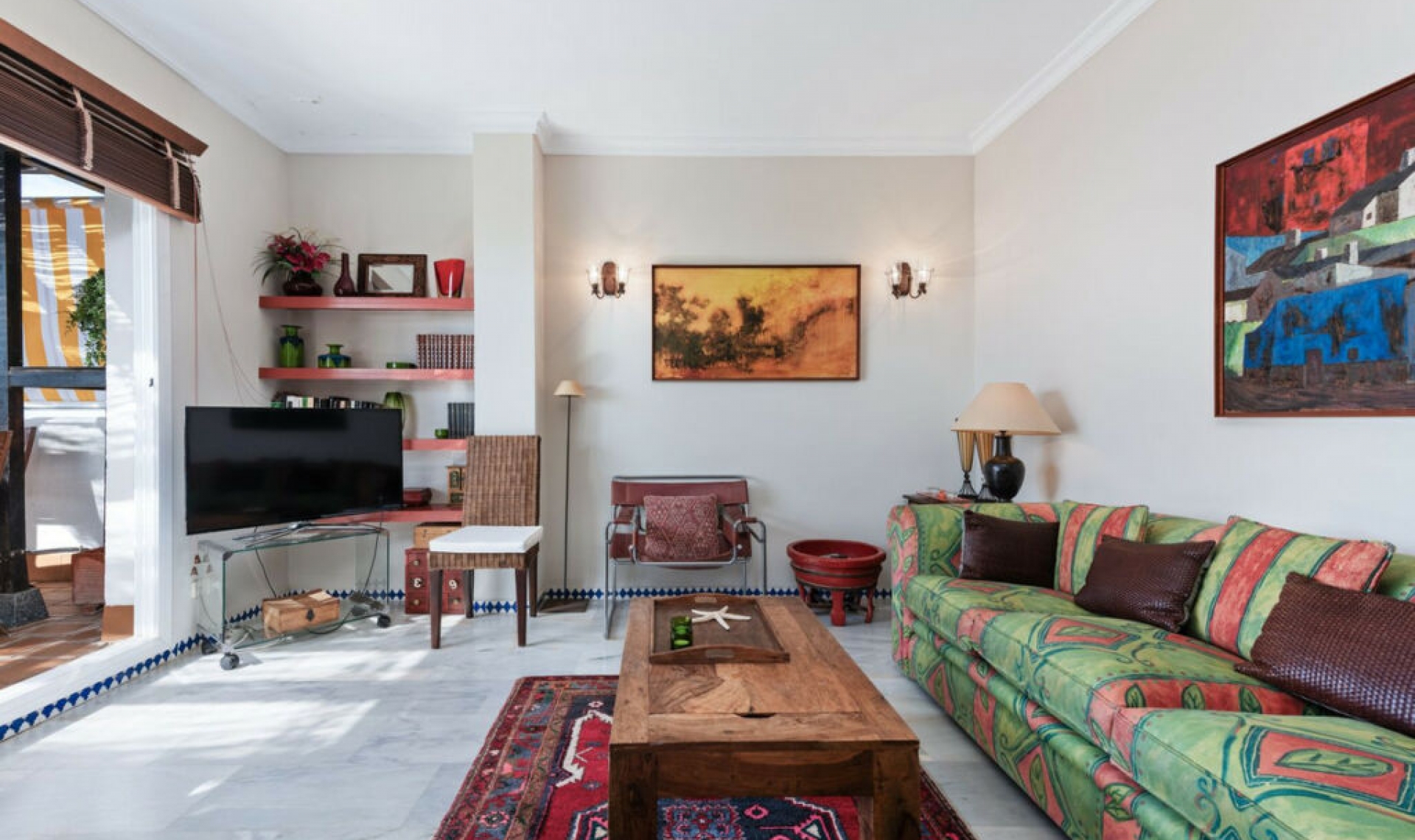 Resale - Apartment -
Estepona