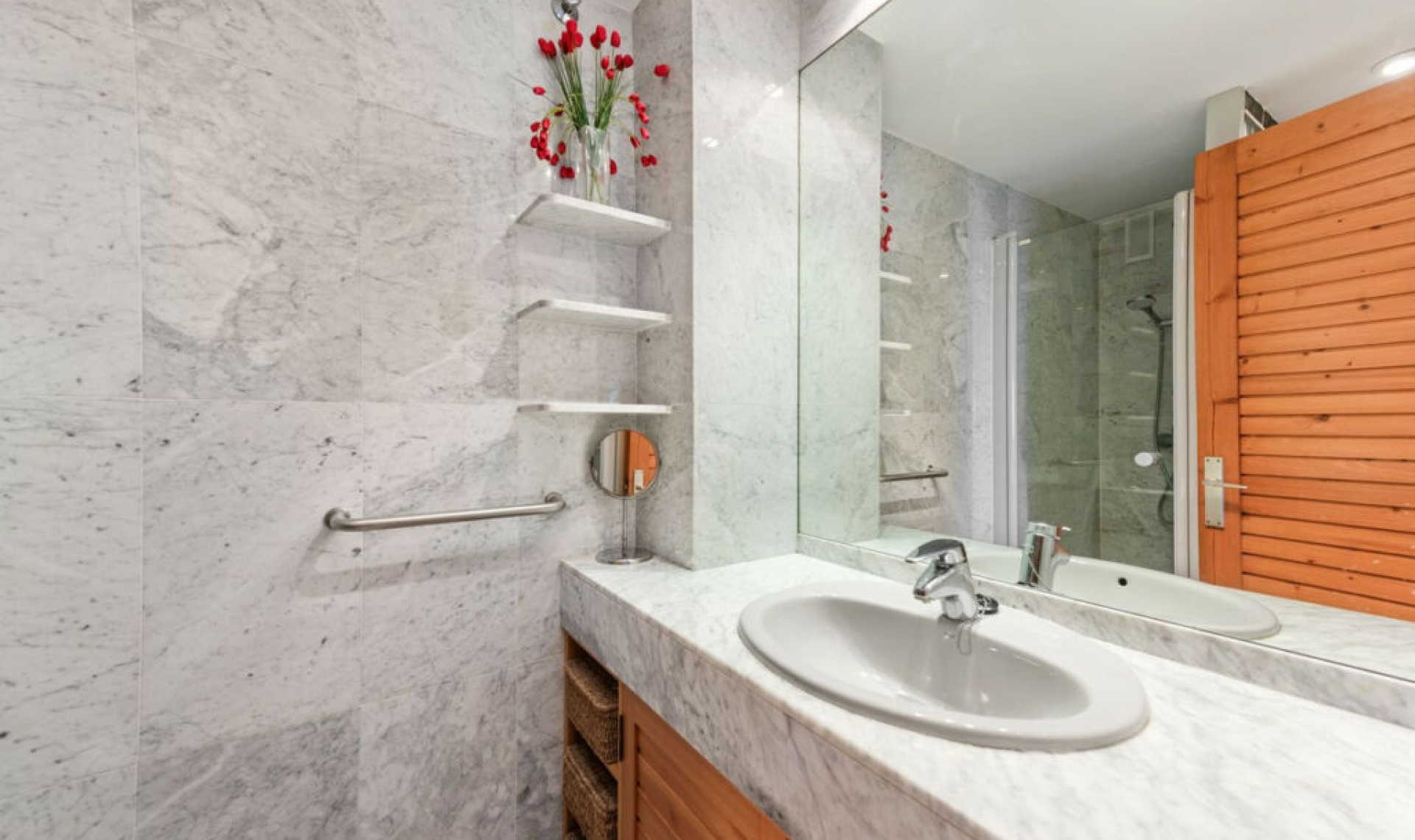 Resale - Apartment -
Estepona