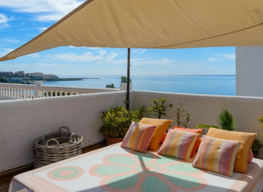 Resale - Apartment -
Estepona