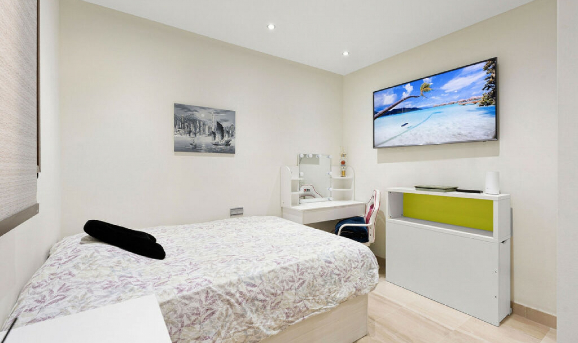Resale - Apartment -
Estepona