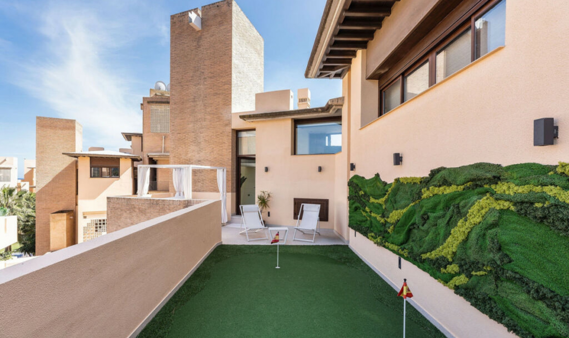 Resale - Apartment -
Estepona