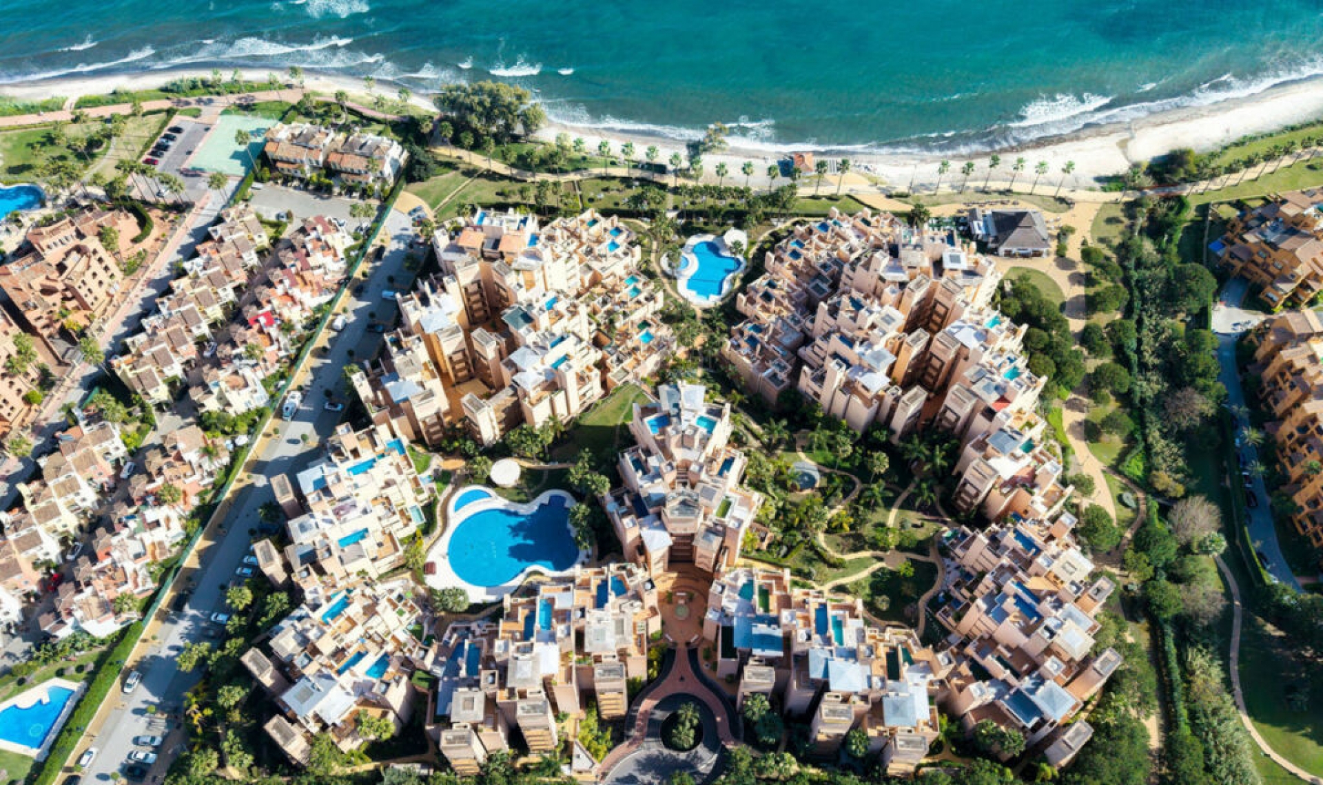 Resale - Apartment -
Estepona