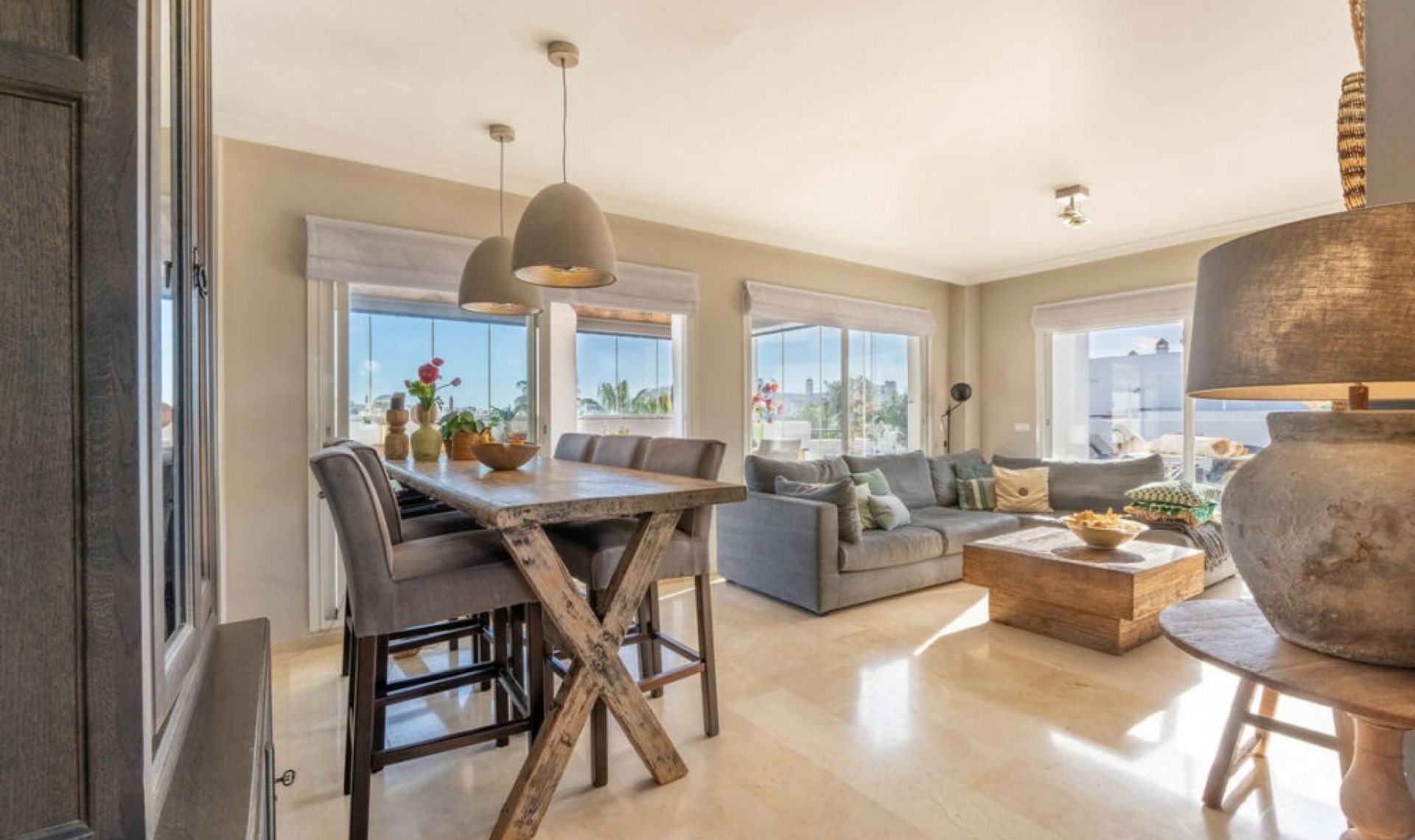 Resale - Apartment -
Estepona