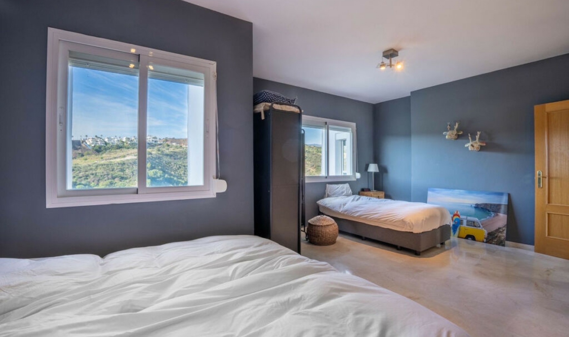 Resale - Apartment -
Estepona
