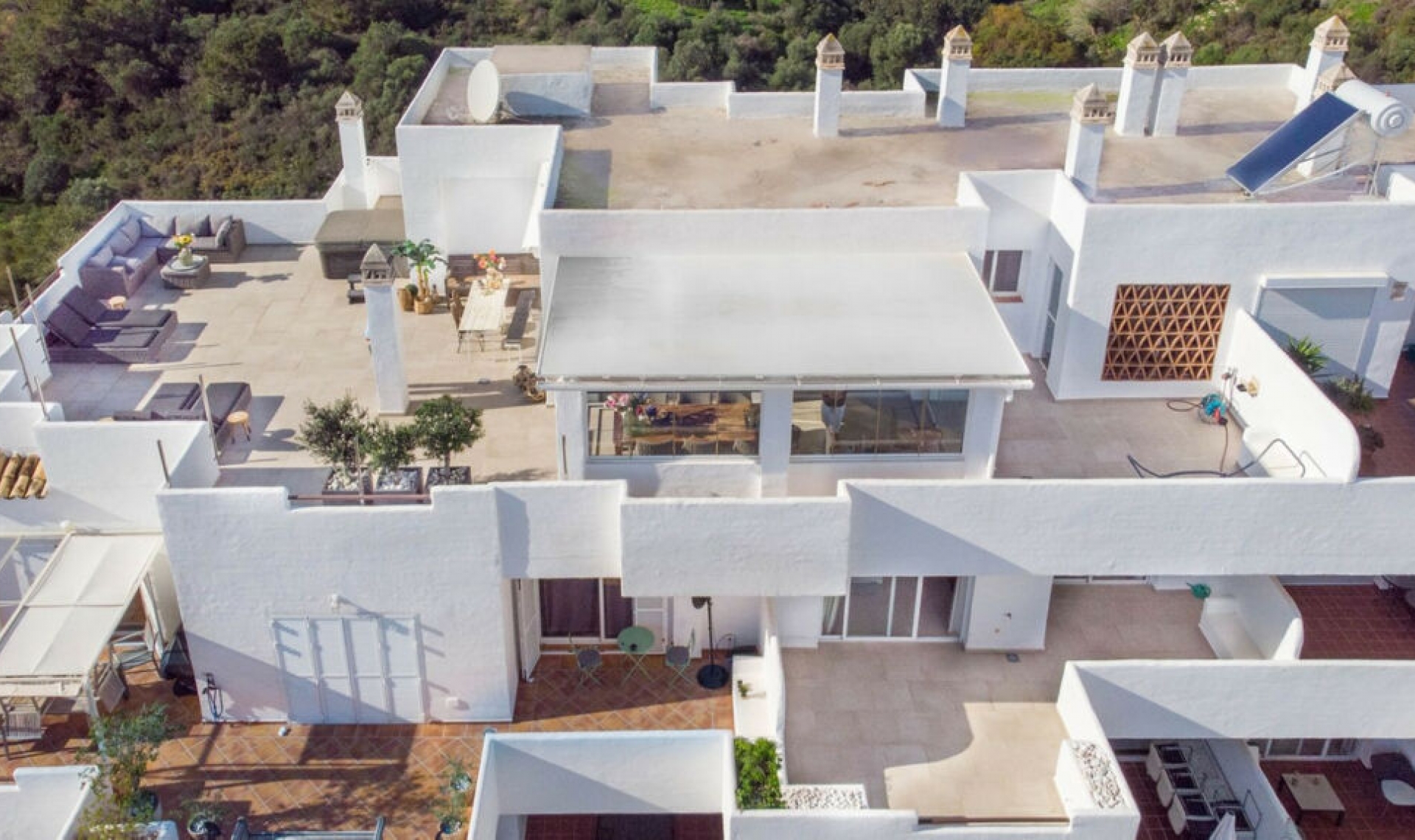 Resale - Apartment -
Estepona