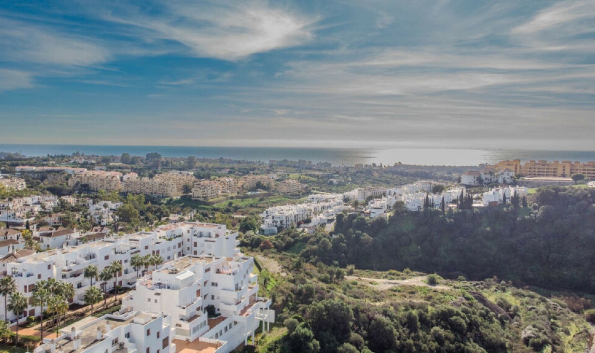 Resale - Apartment -
Estepona