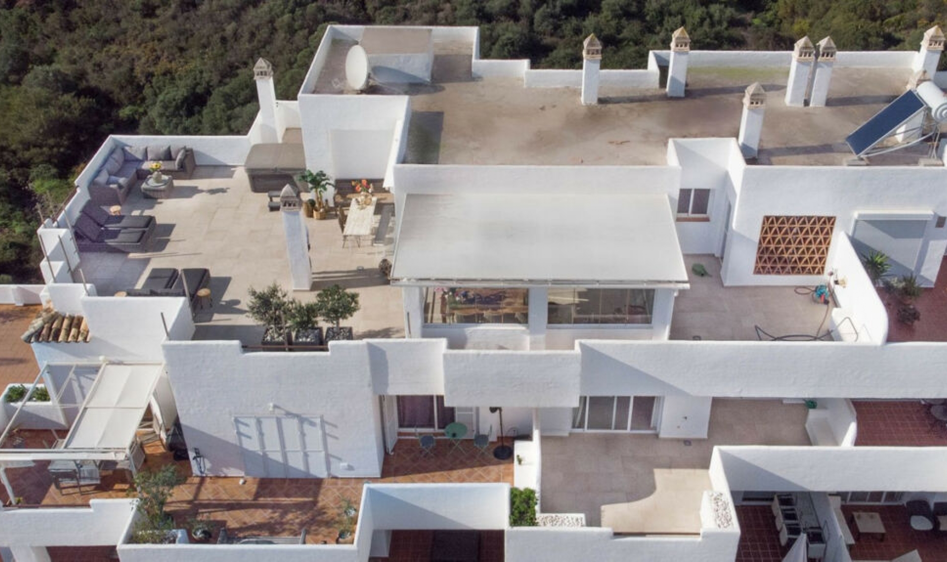 Resale - Apartment -
Estepona