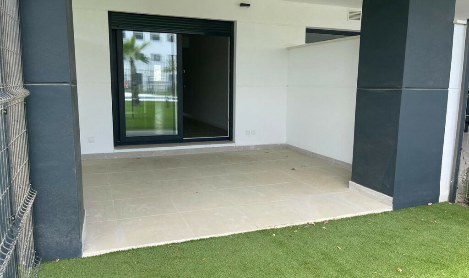 Resale - Apartment -
Estepona