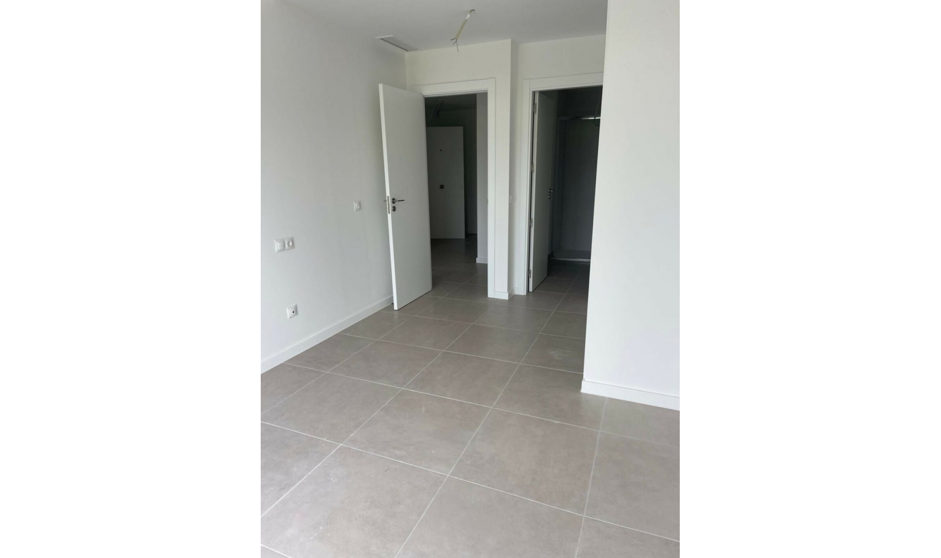 Resale - Apartment -
Estepona