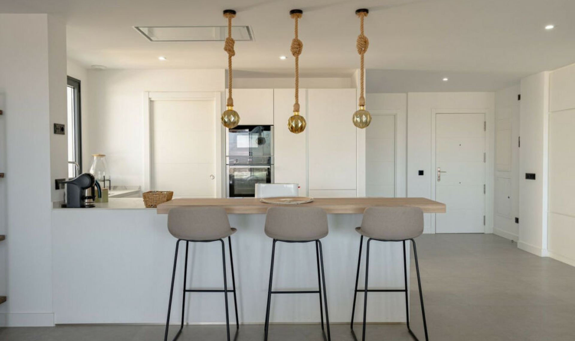 Resale - Apartment -
Estepona