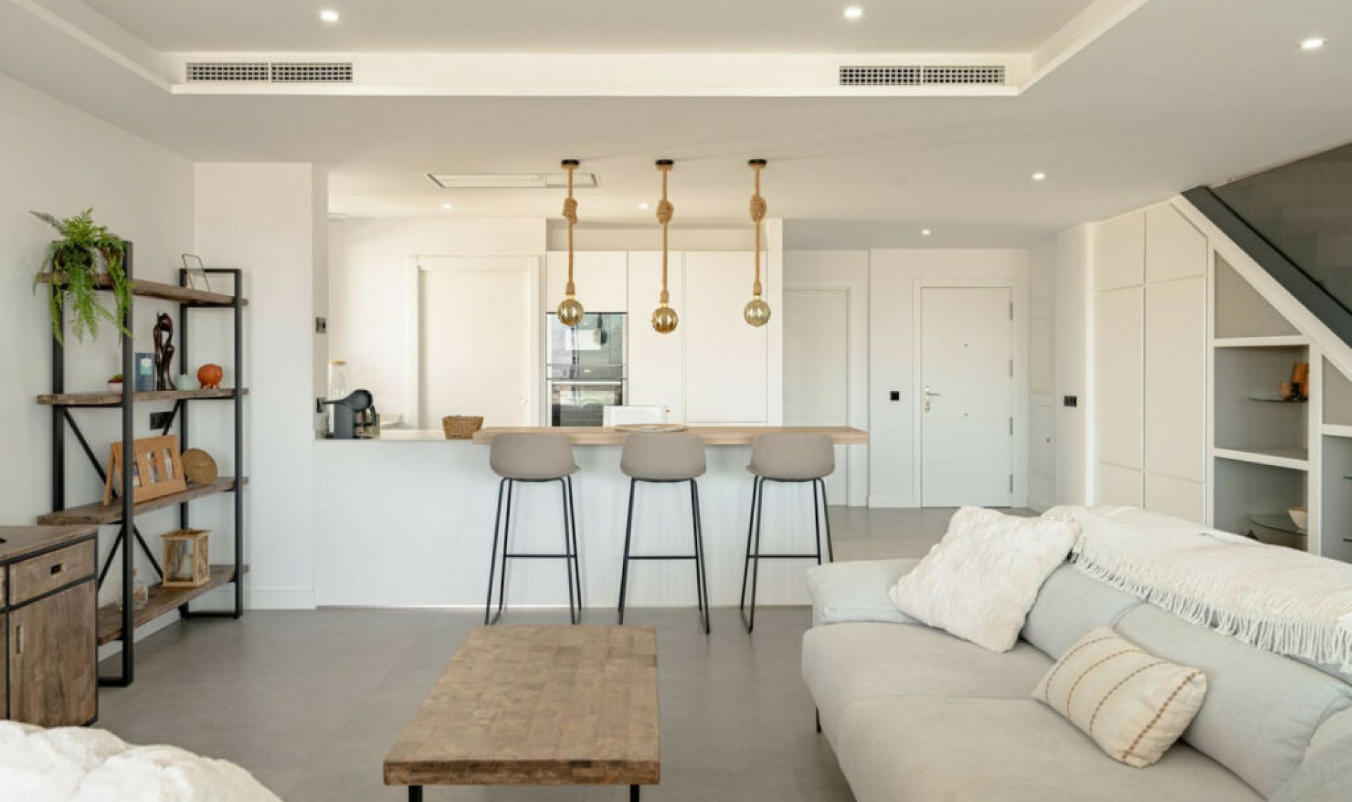 Resale - Apartment -
Estepona