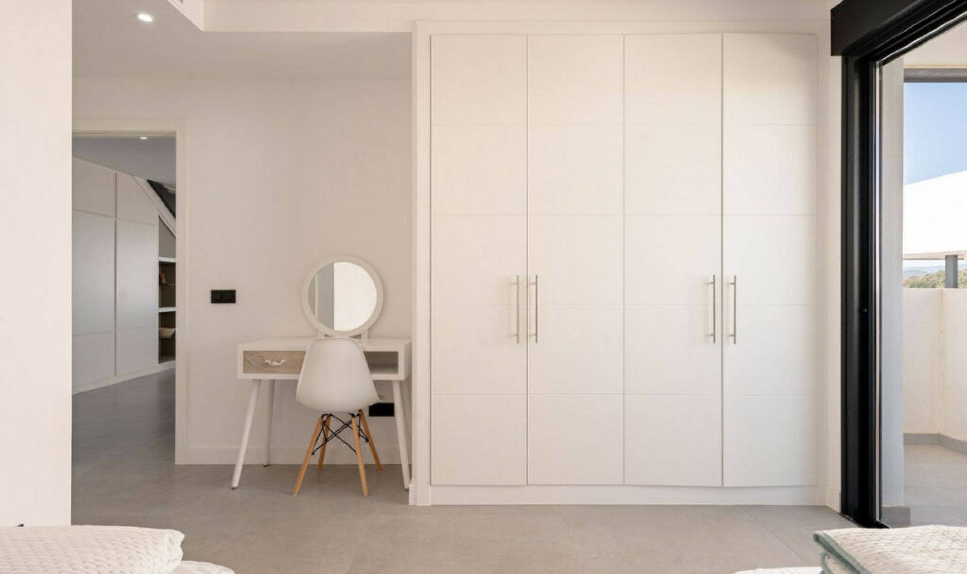 Resale - Apartment -
Estepona