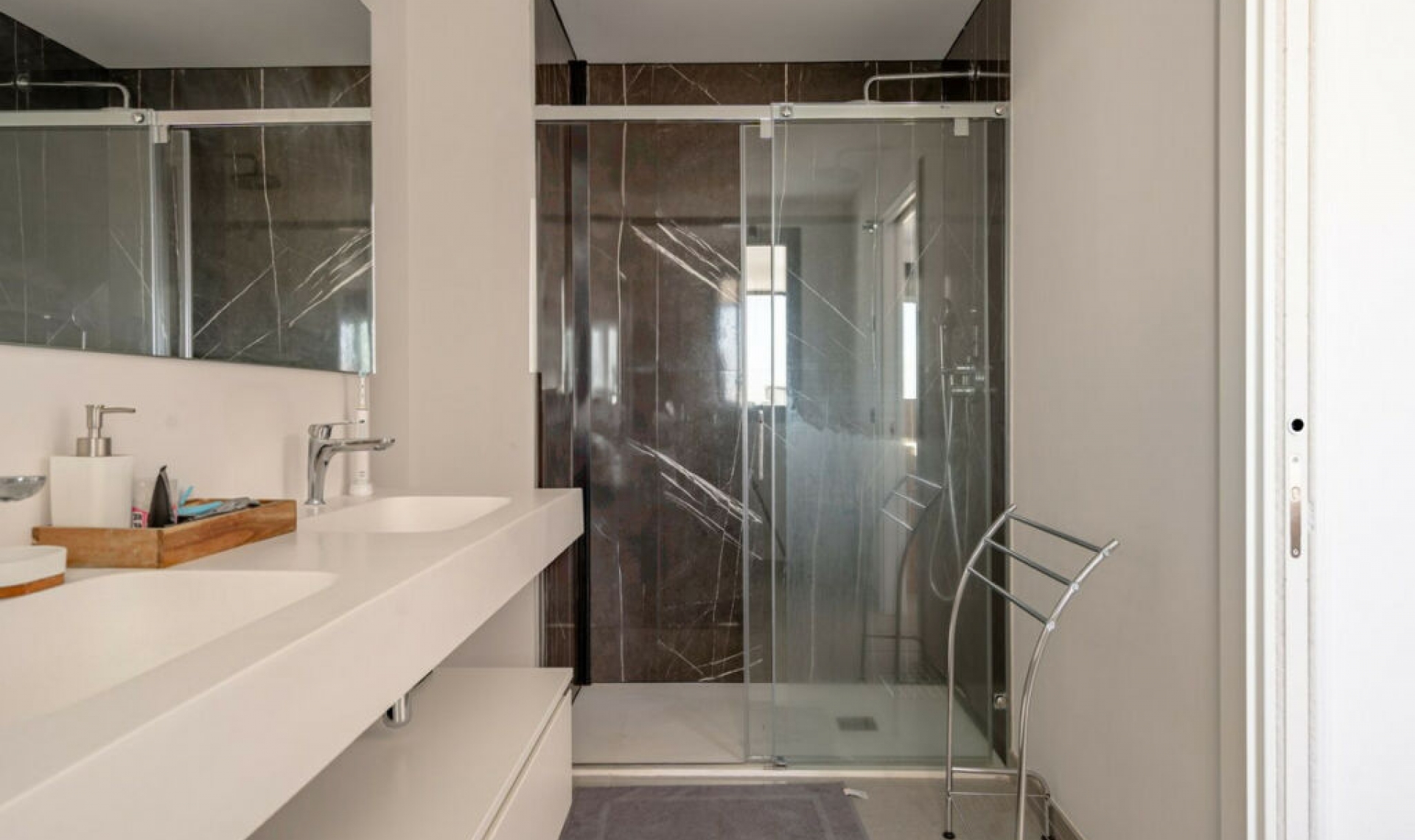 Resale - Apartment -
Estepona