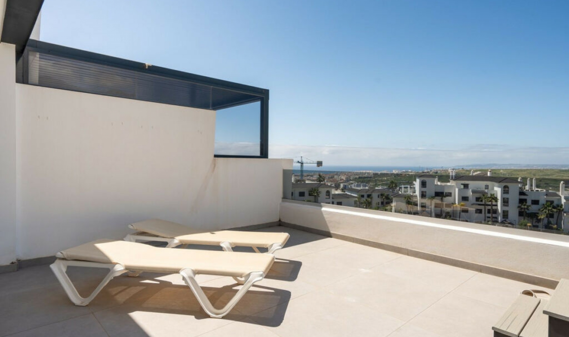 Resale - Apartment -
Estepona