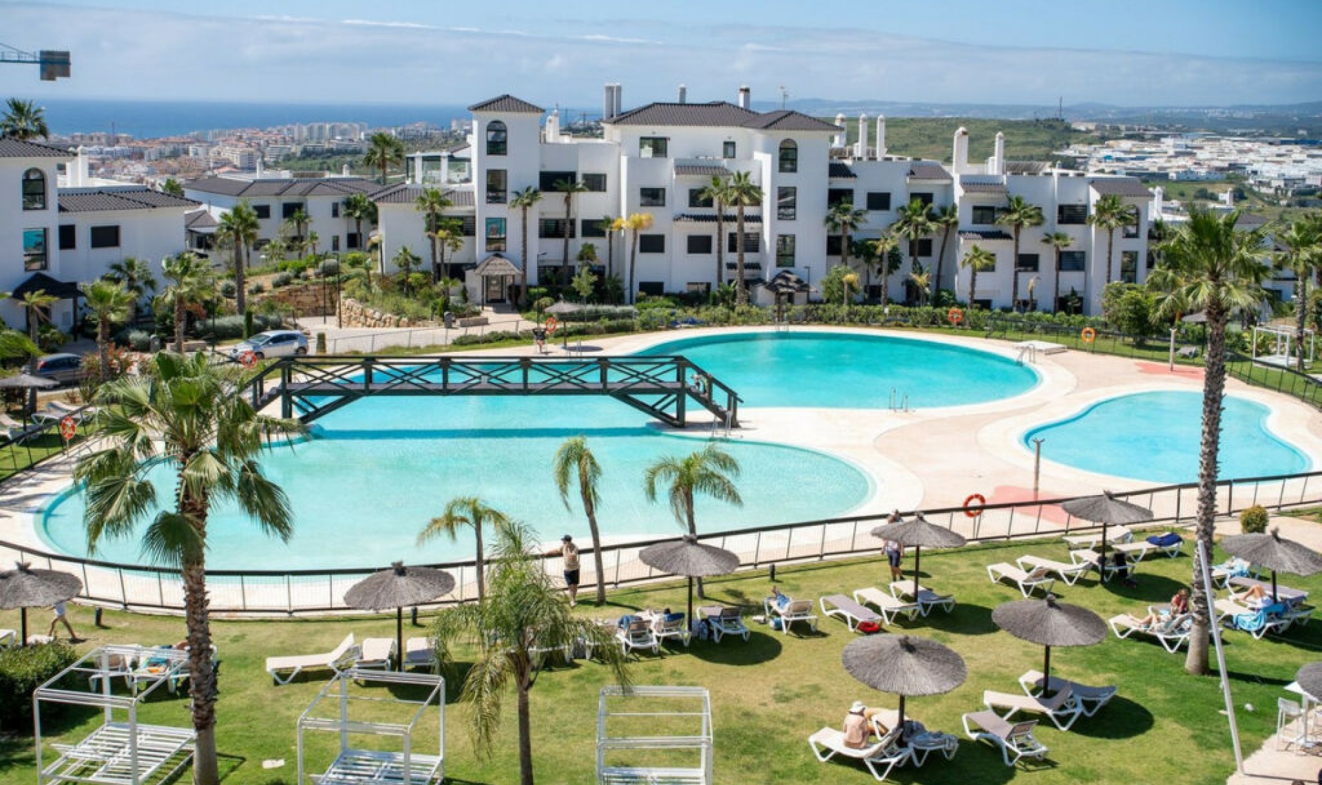 Resale - Apartment -
Estepona