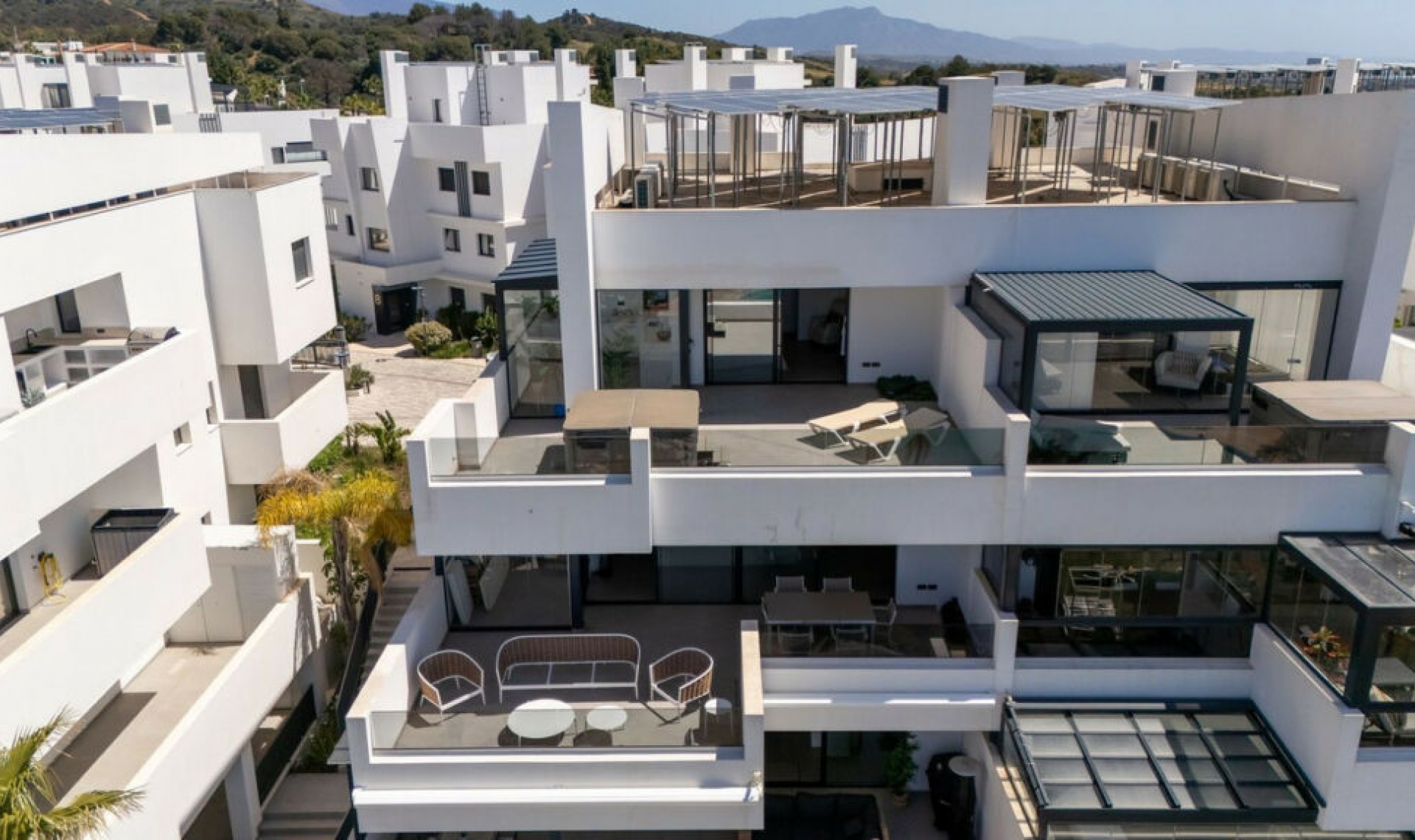 Resale - Apartment -
Estepona