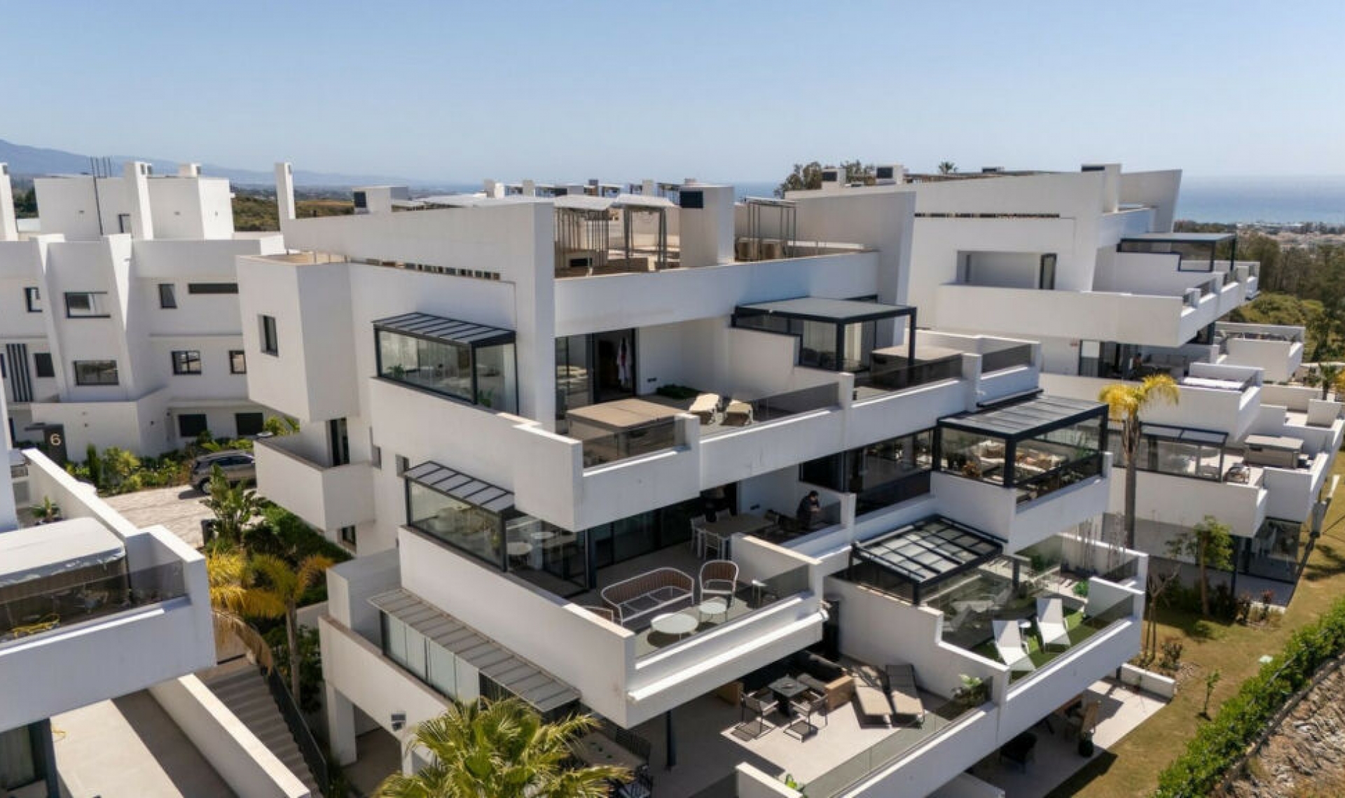 Resale - Apartment -
Estepona